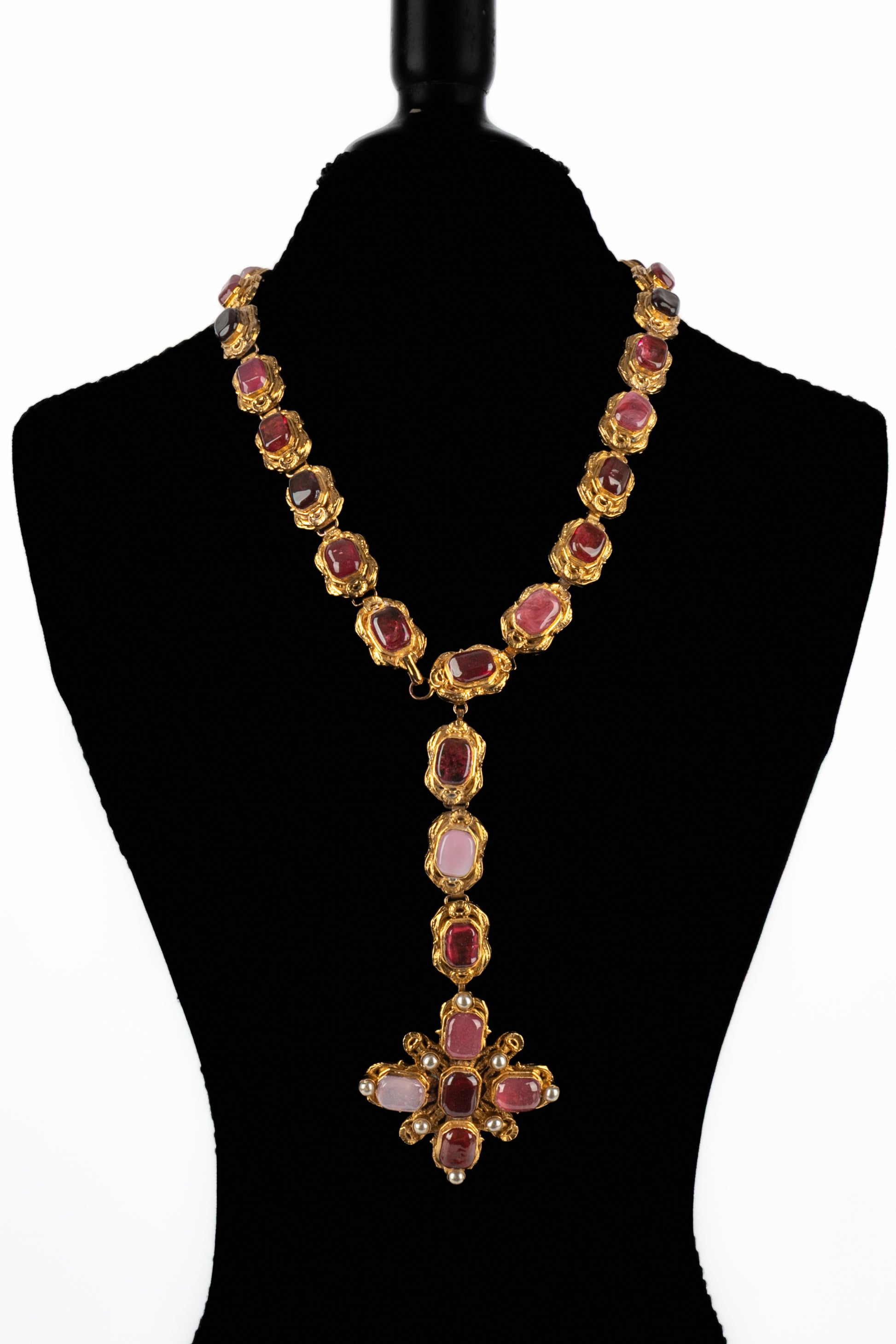 Collier crois Chanel Haute Couture