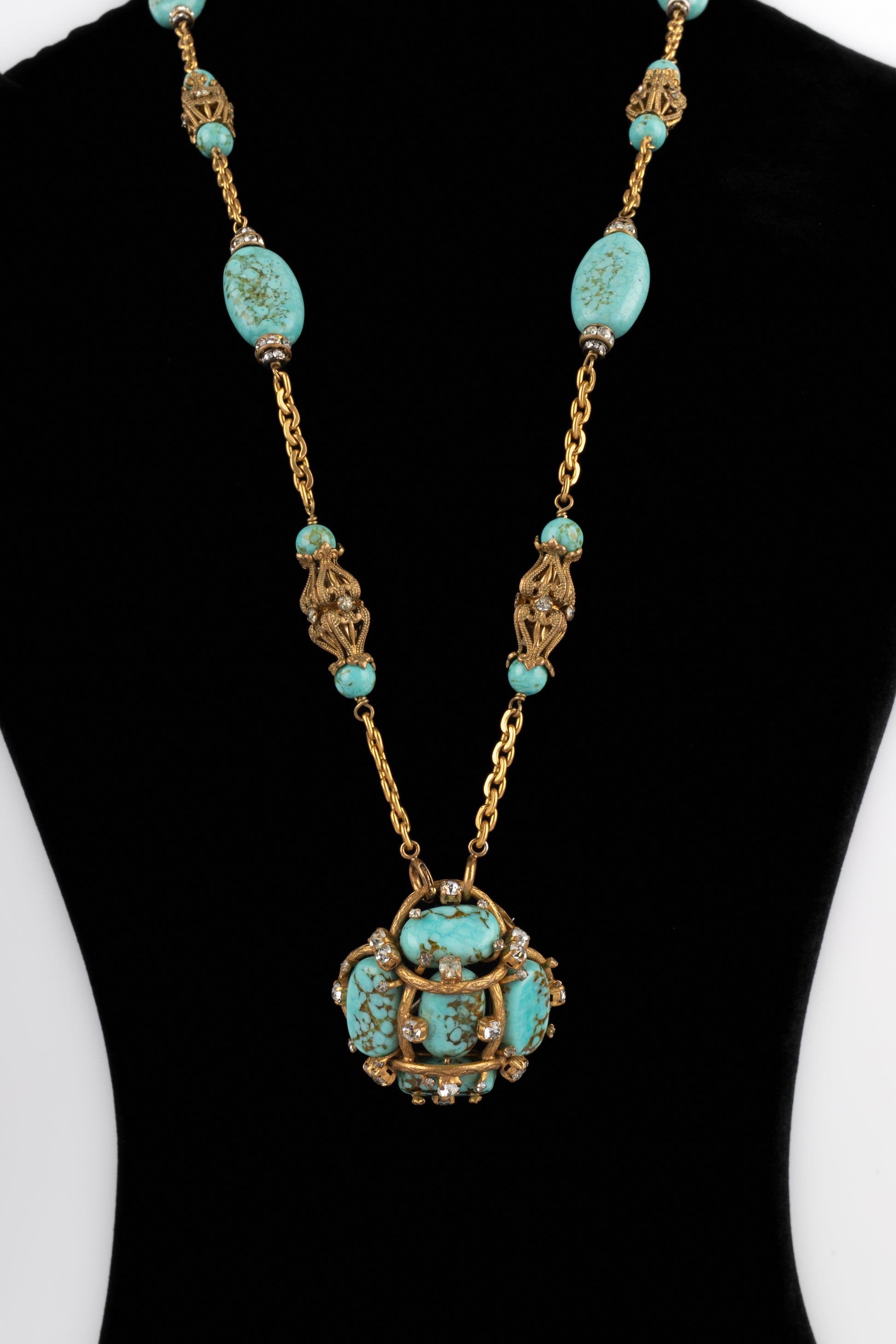 Collier turquoise ancien Chanel