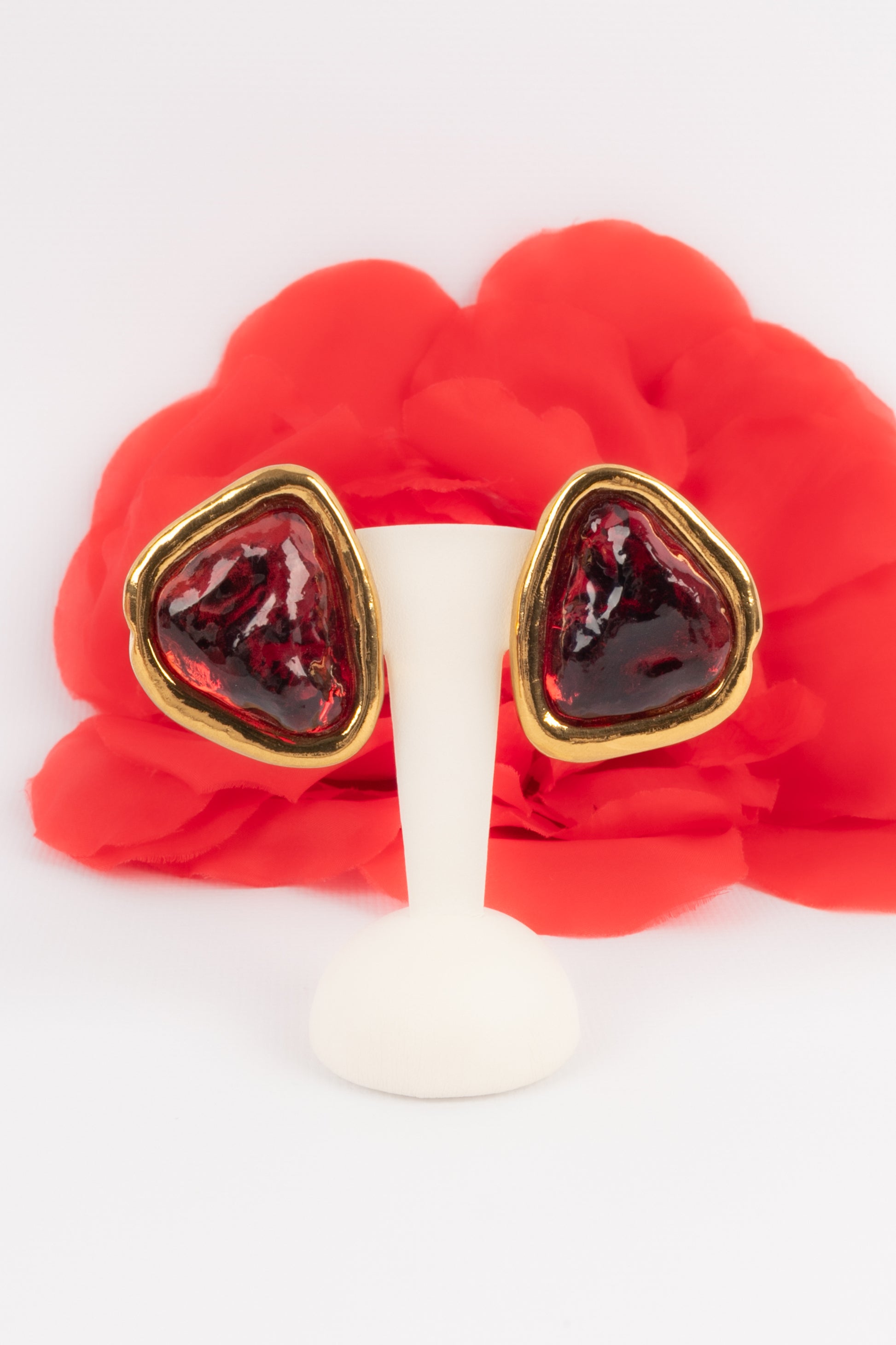 Boucles d'oreilles rouges Yves Saint Laurent