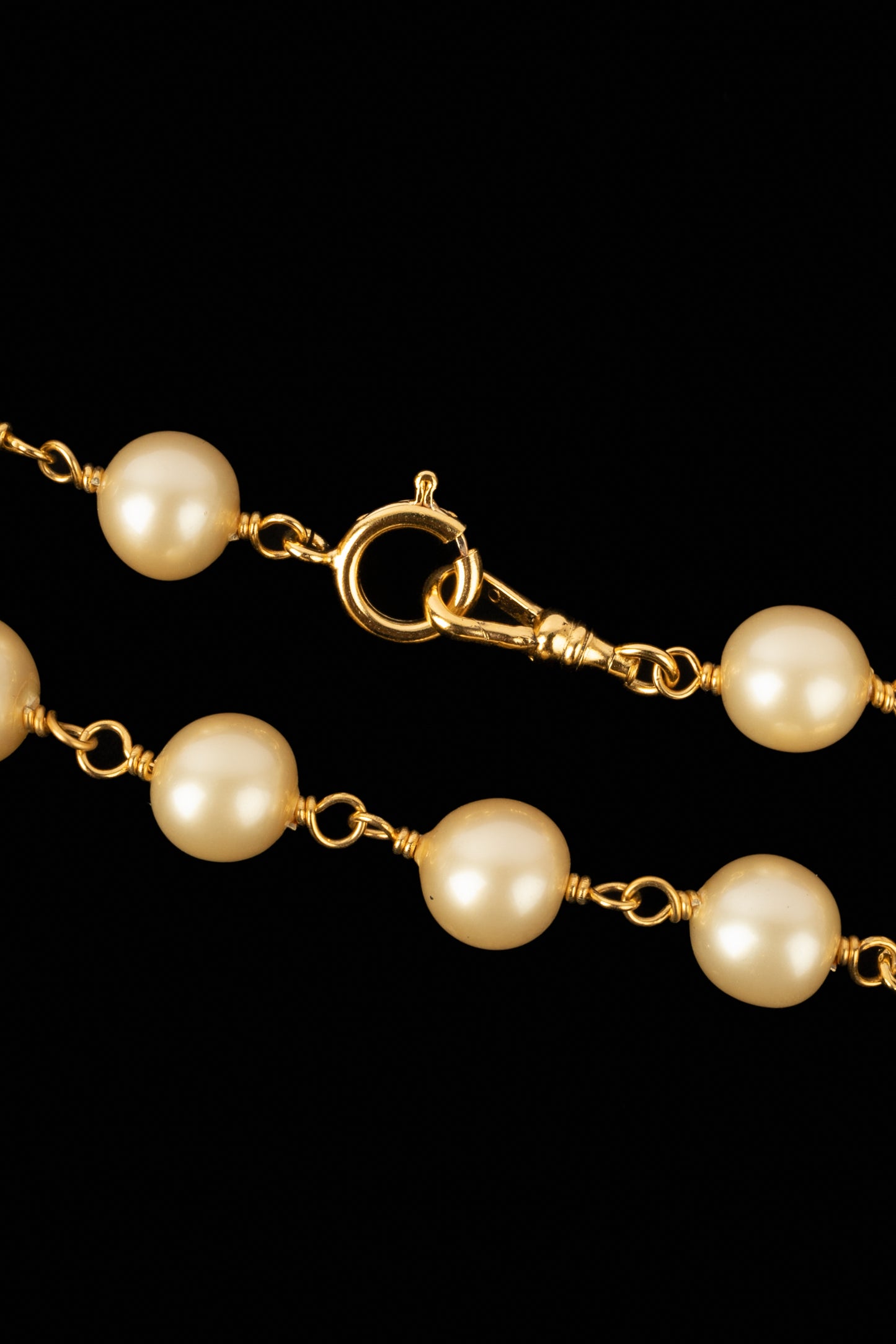 Collier de perles Chanel 
