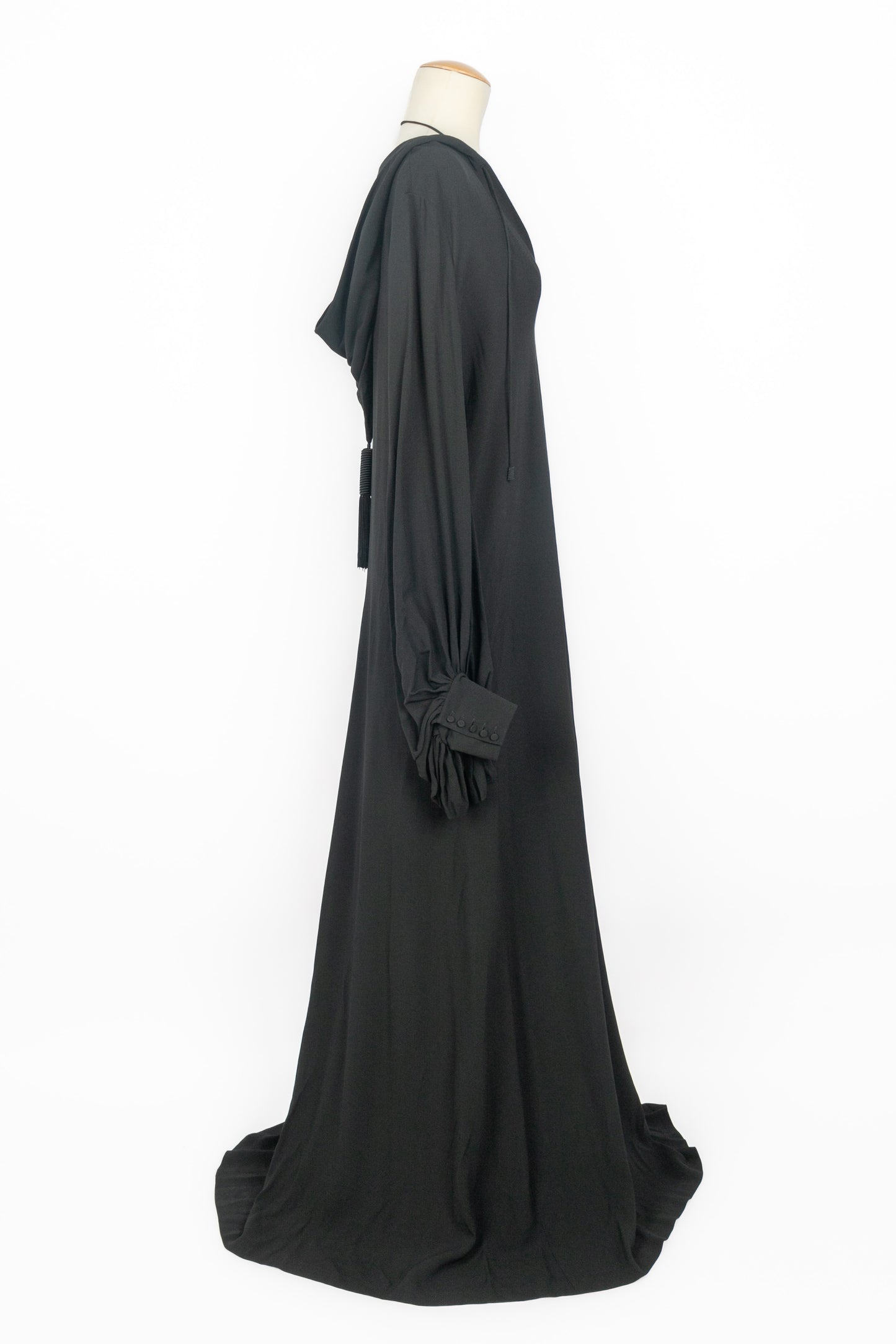 Longue robe à capuche Yves Saint Laurent