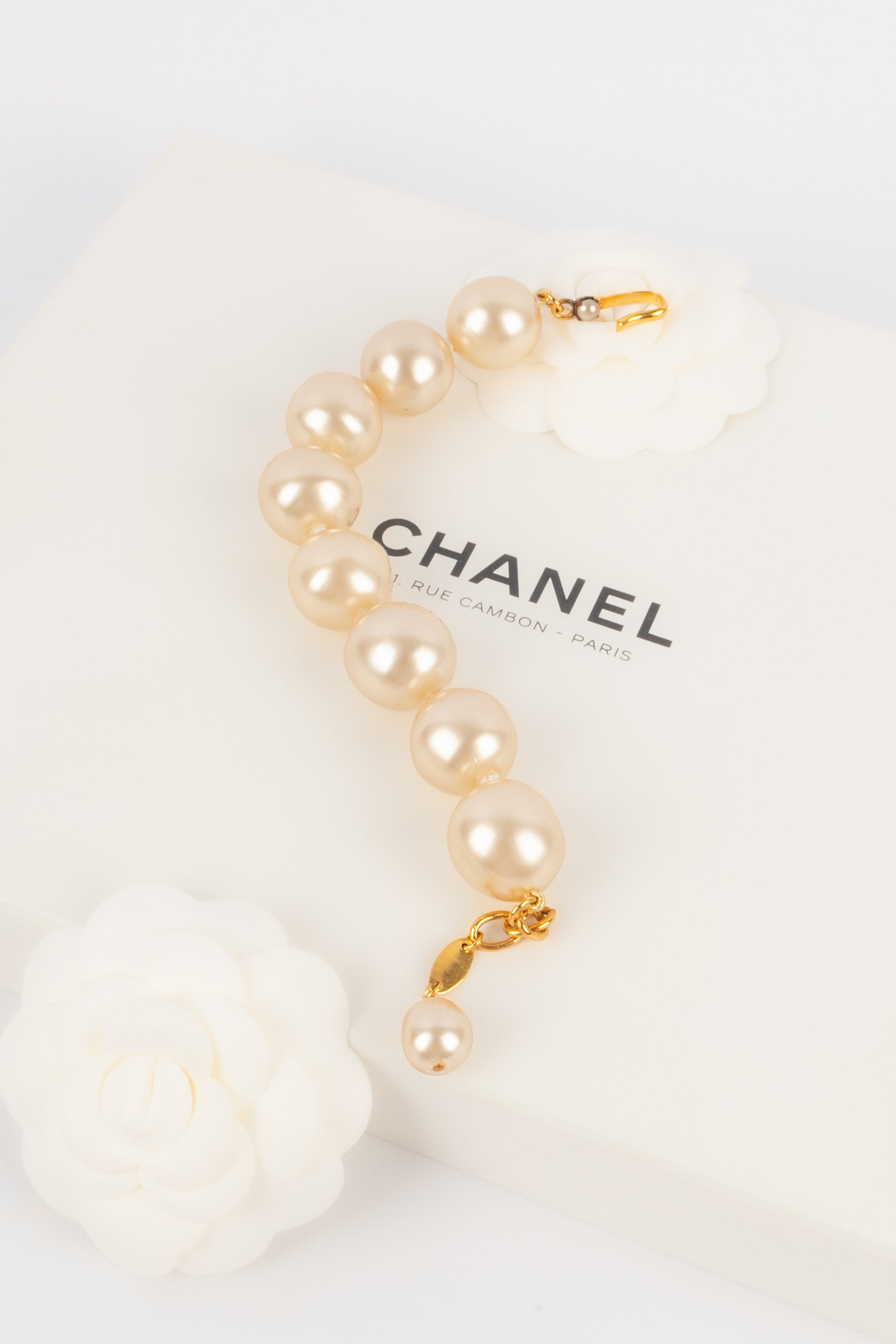 Bracelet de perles Chanel