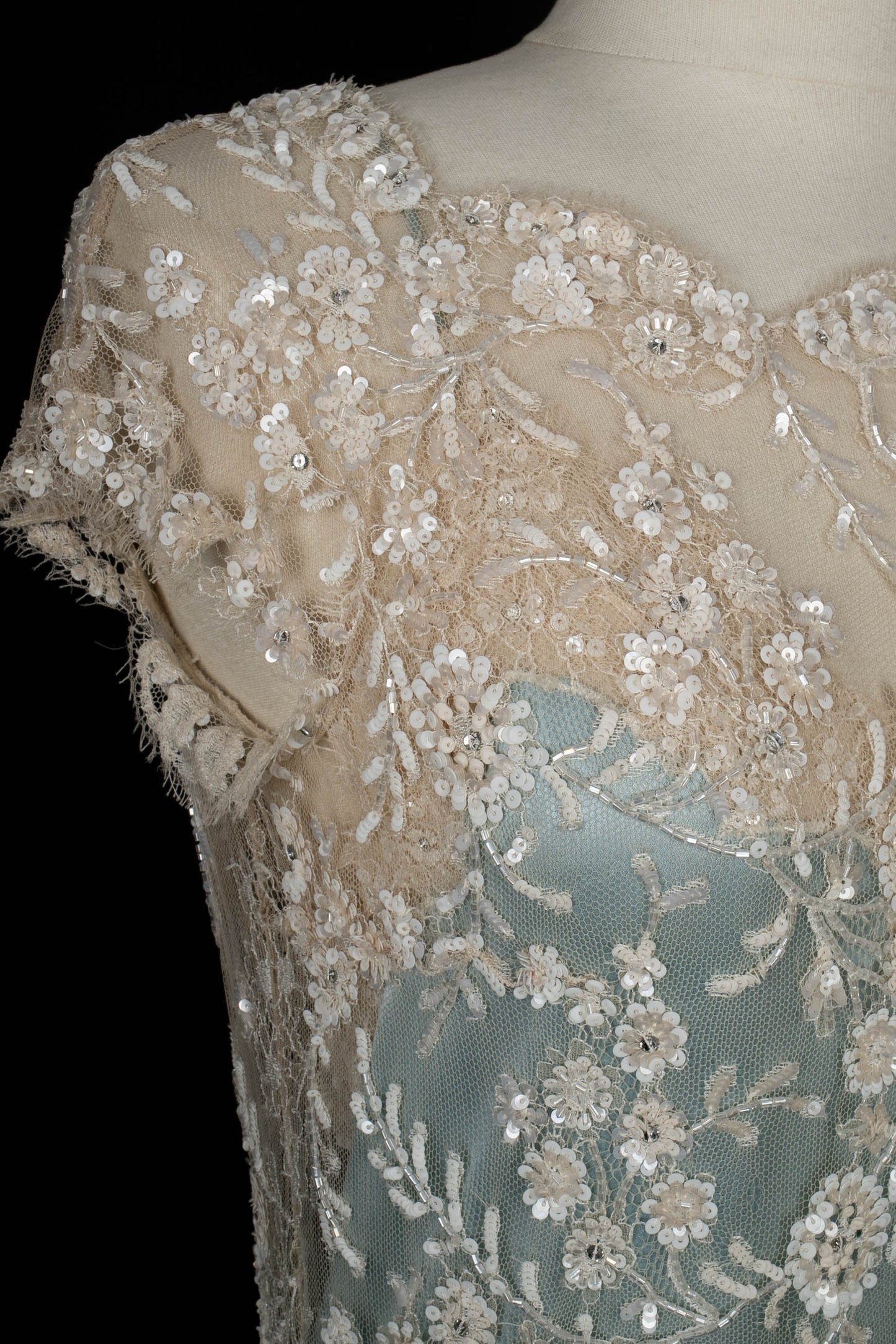 Robe en dentelle Valentino. 