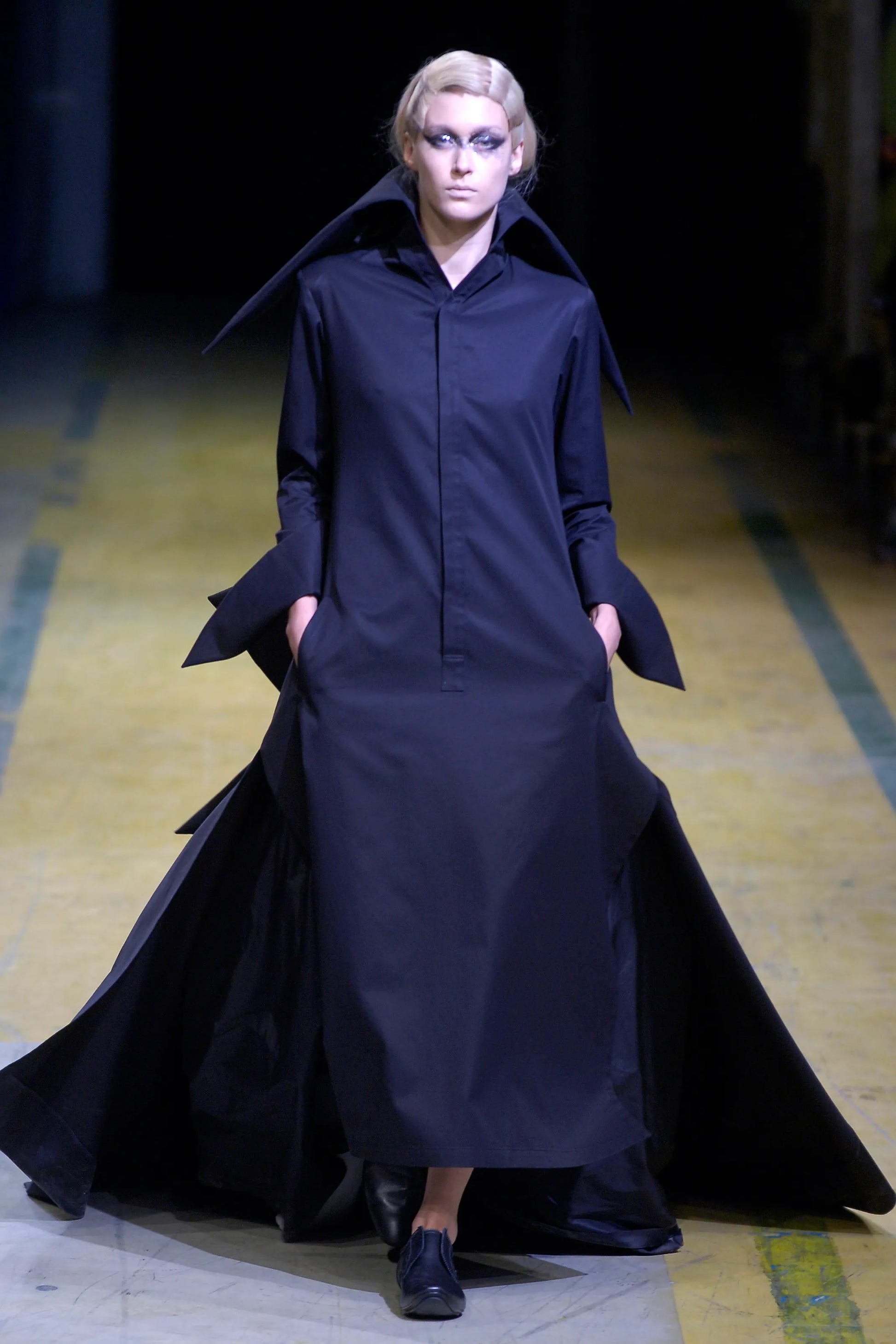 Robe "Dinosaure" Yohji Yamamoto Eté 2006