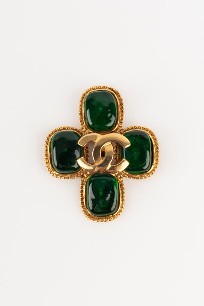 Broche croix Chanel 