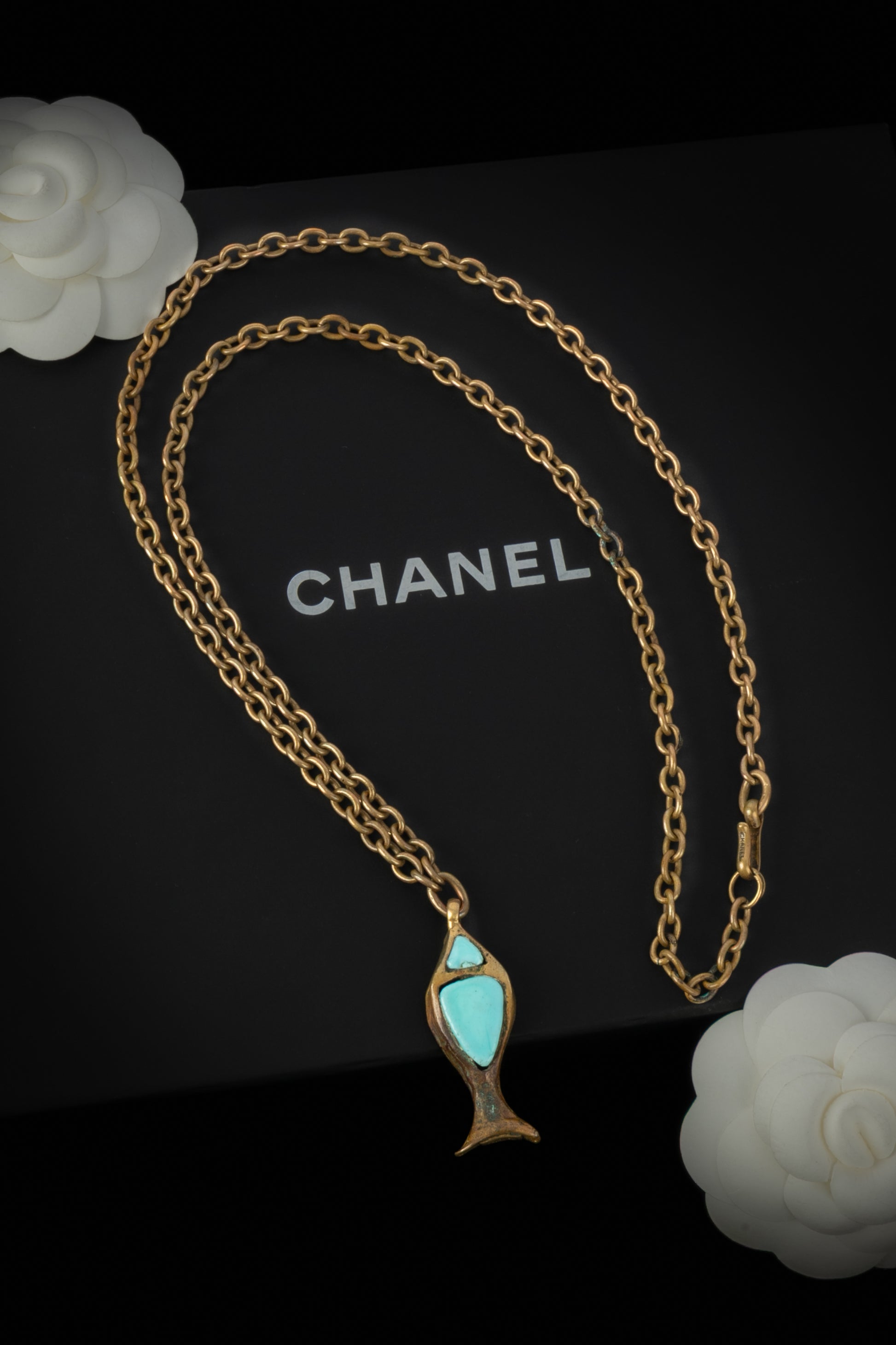 Collier pendentif Chanel 