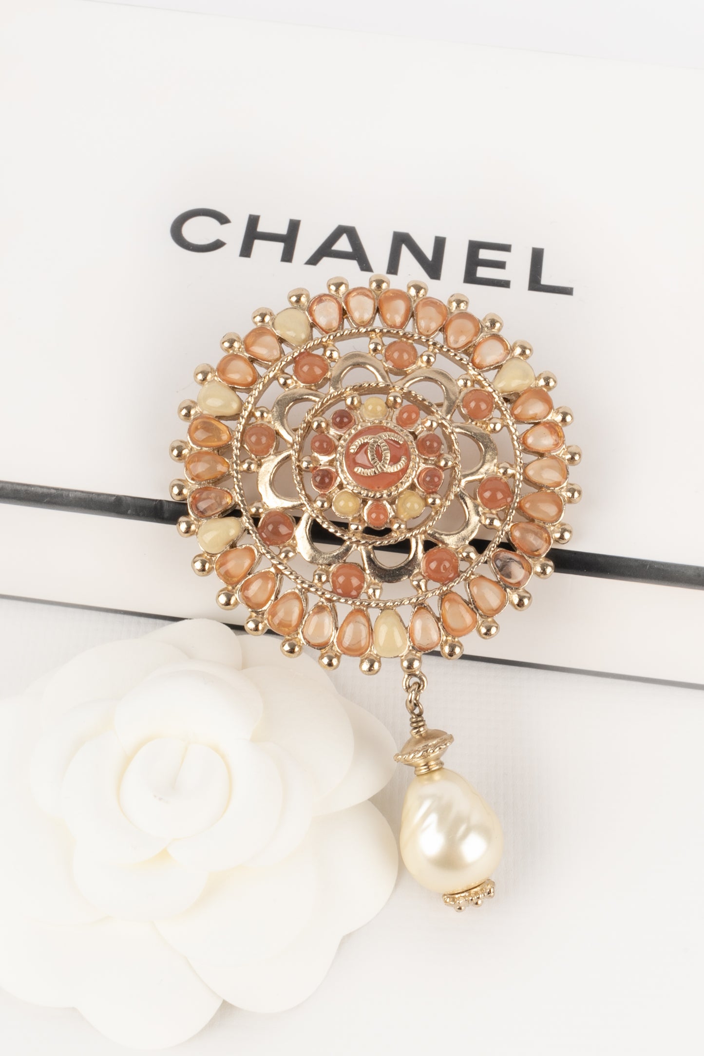 Broche cc Chanel 2011