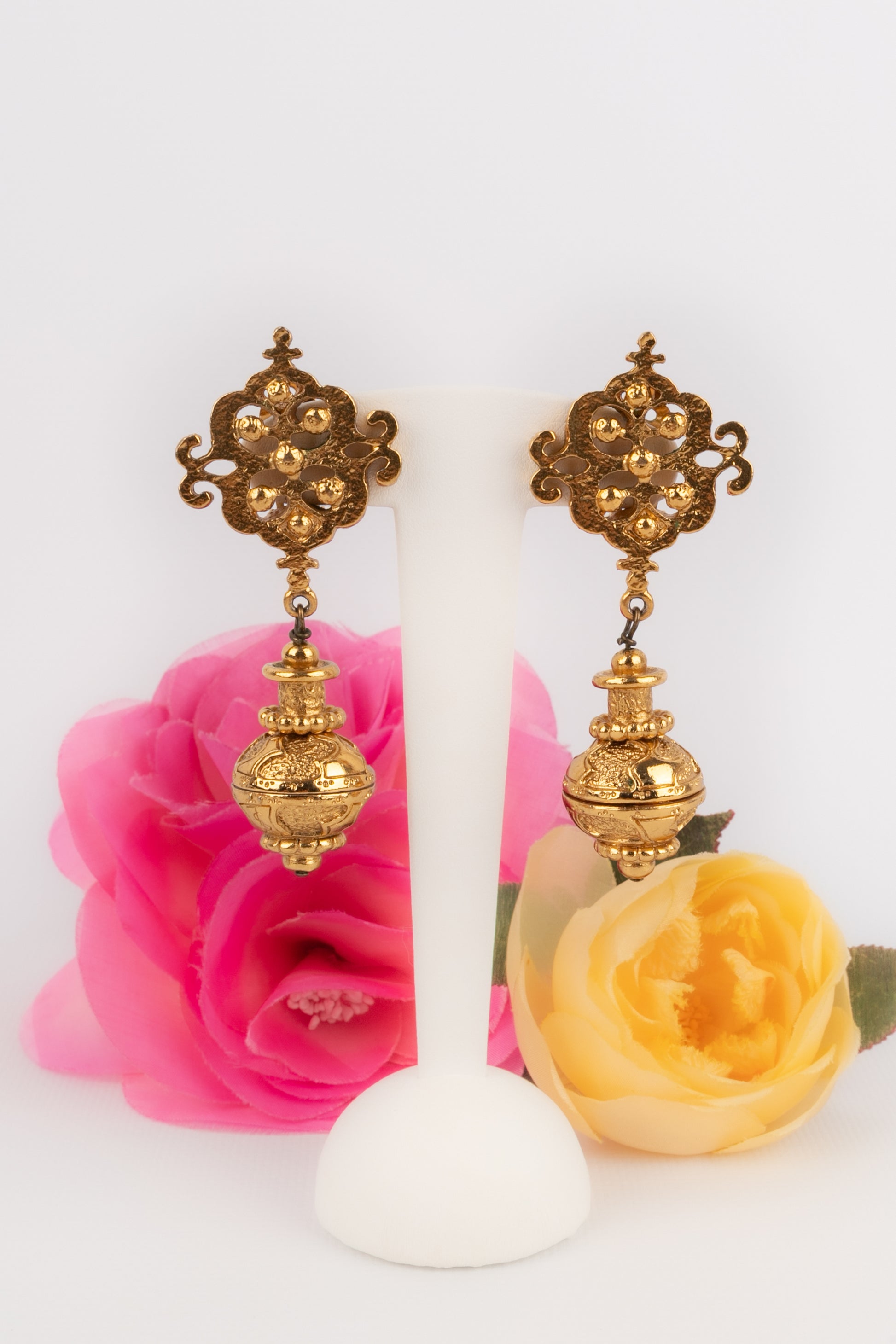 Boucles d'oreilles Yves Saint Laurent