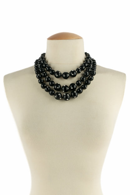 Collier de perles bakelite noire