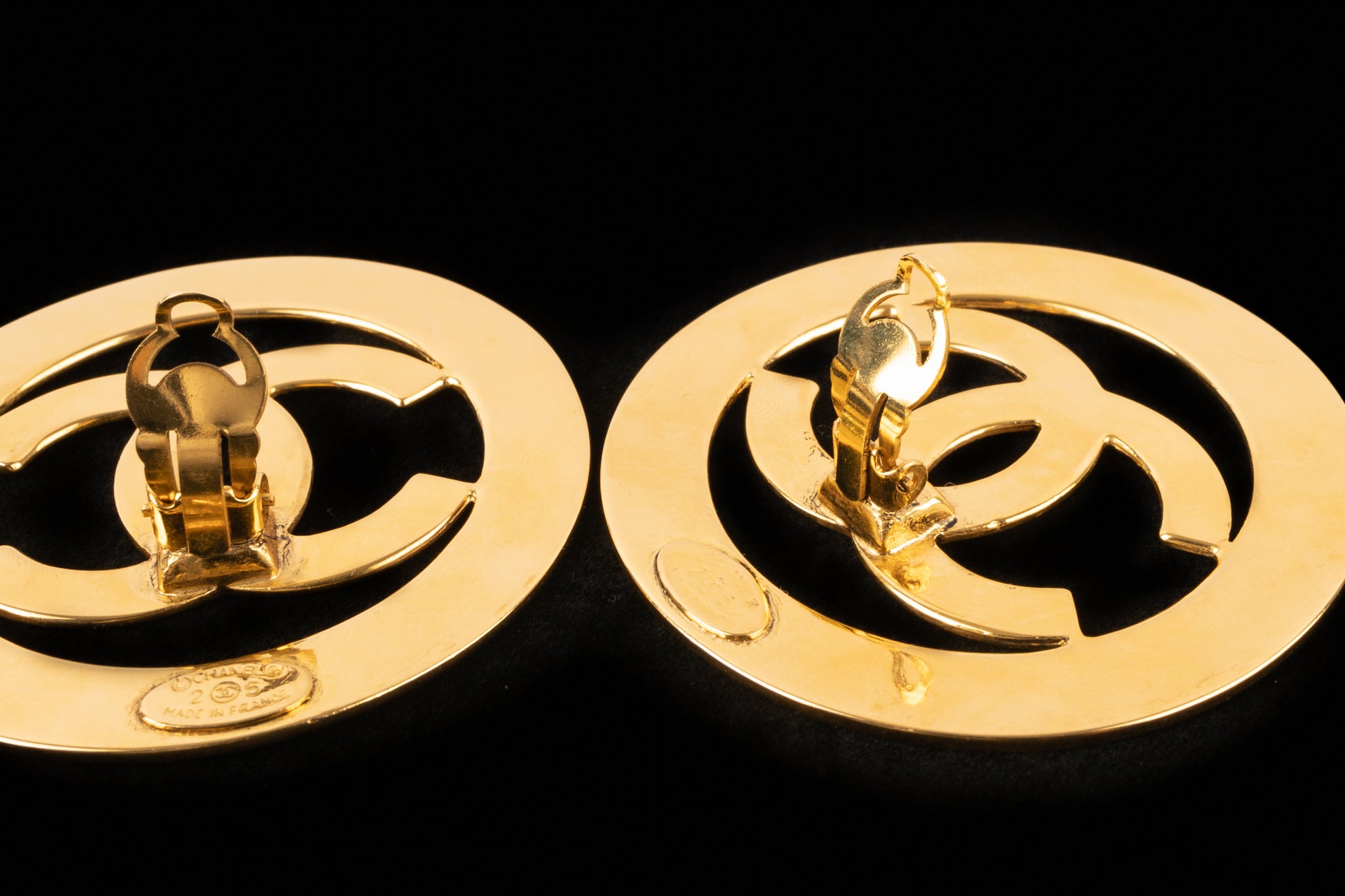 Boucles d'oreilles Chanel Printemps 1991