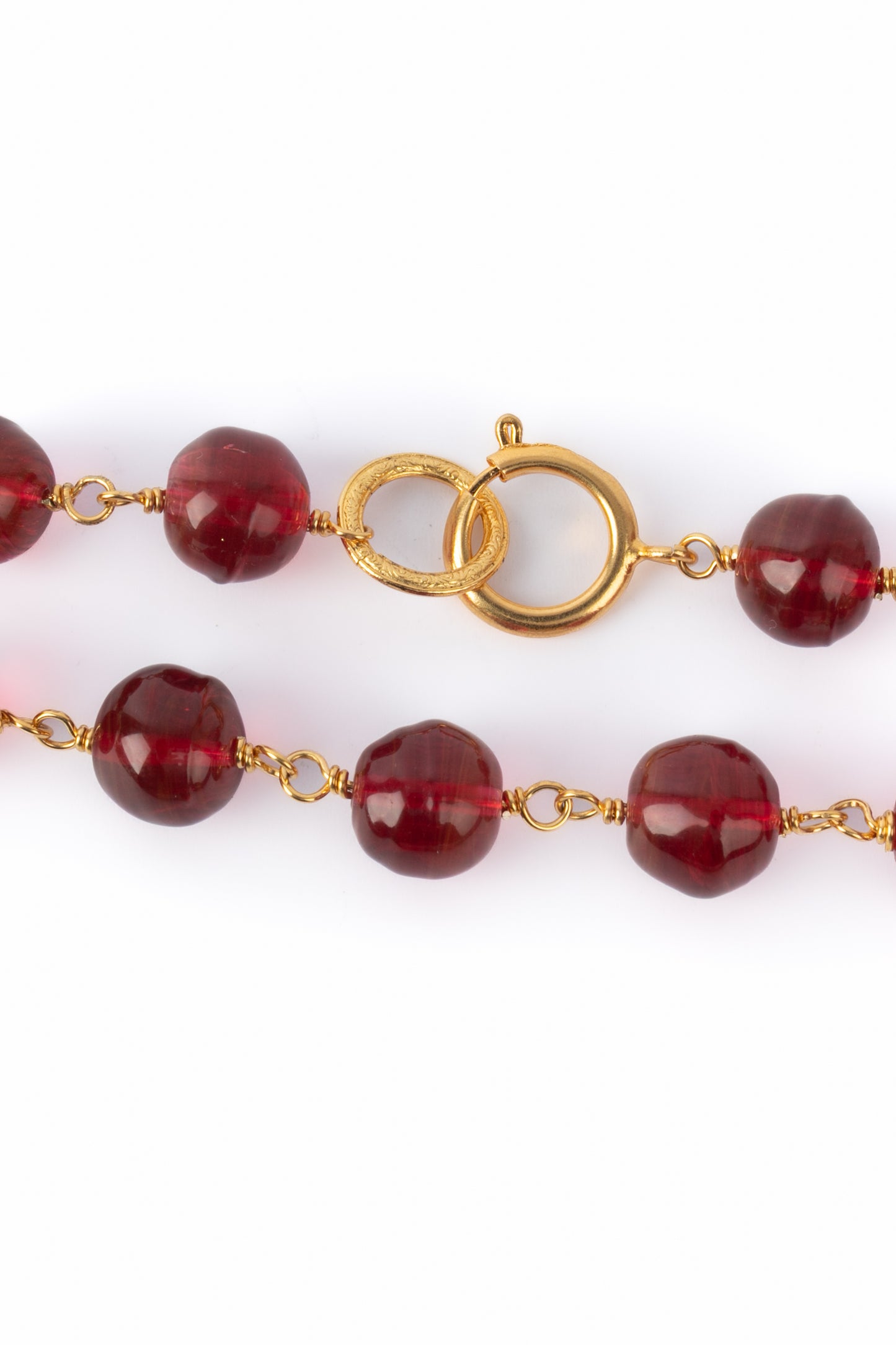 Collier de perles rouges Chanel 1990's