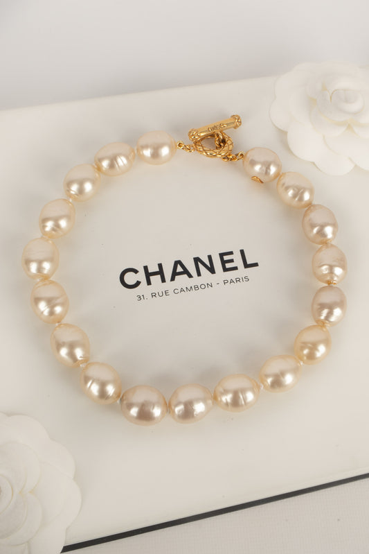 Collier de perles Chanel 