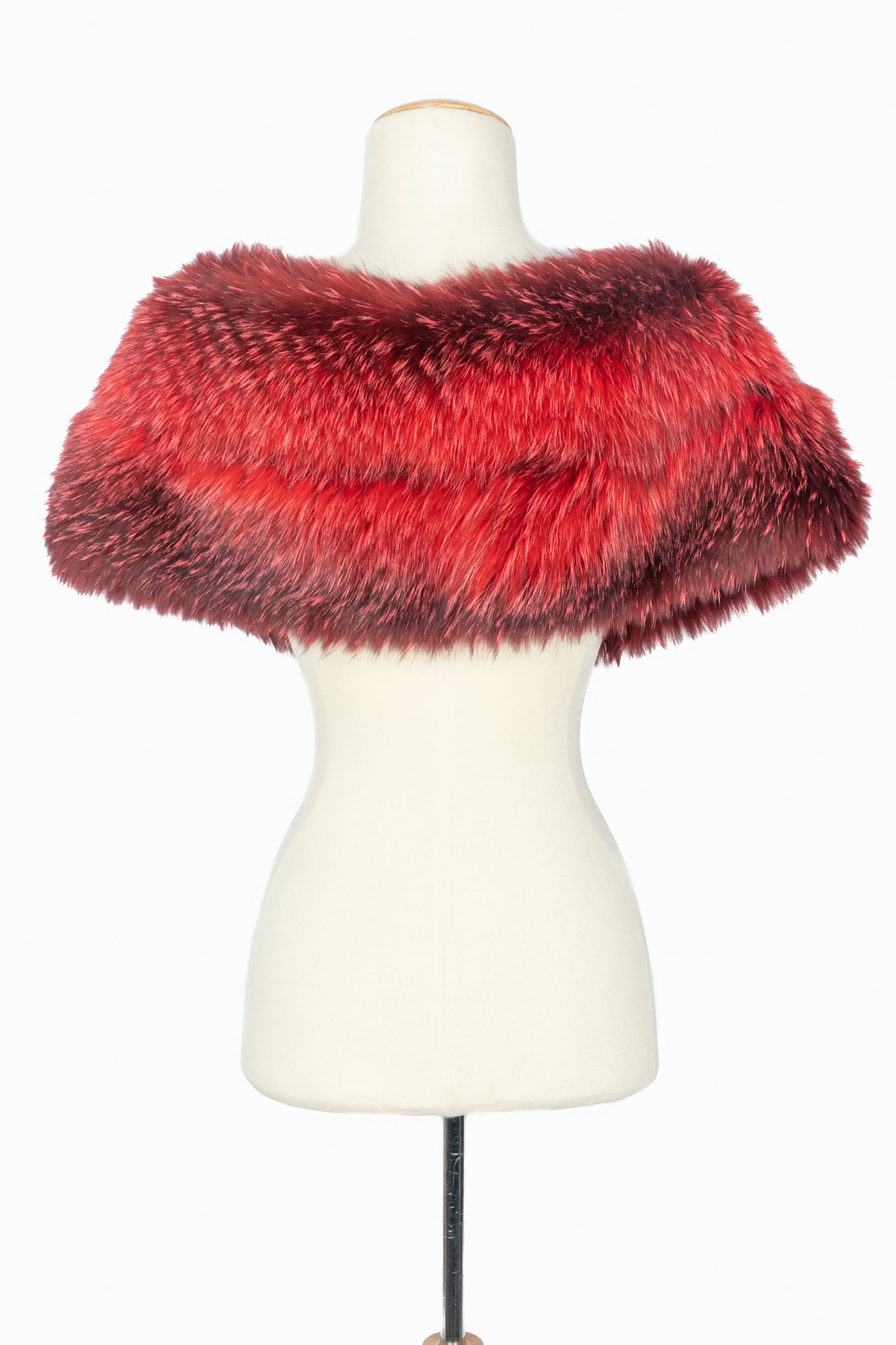 Cache épaules Escada 