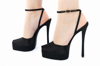 Escarpins en satin Saint Laurent