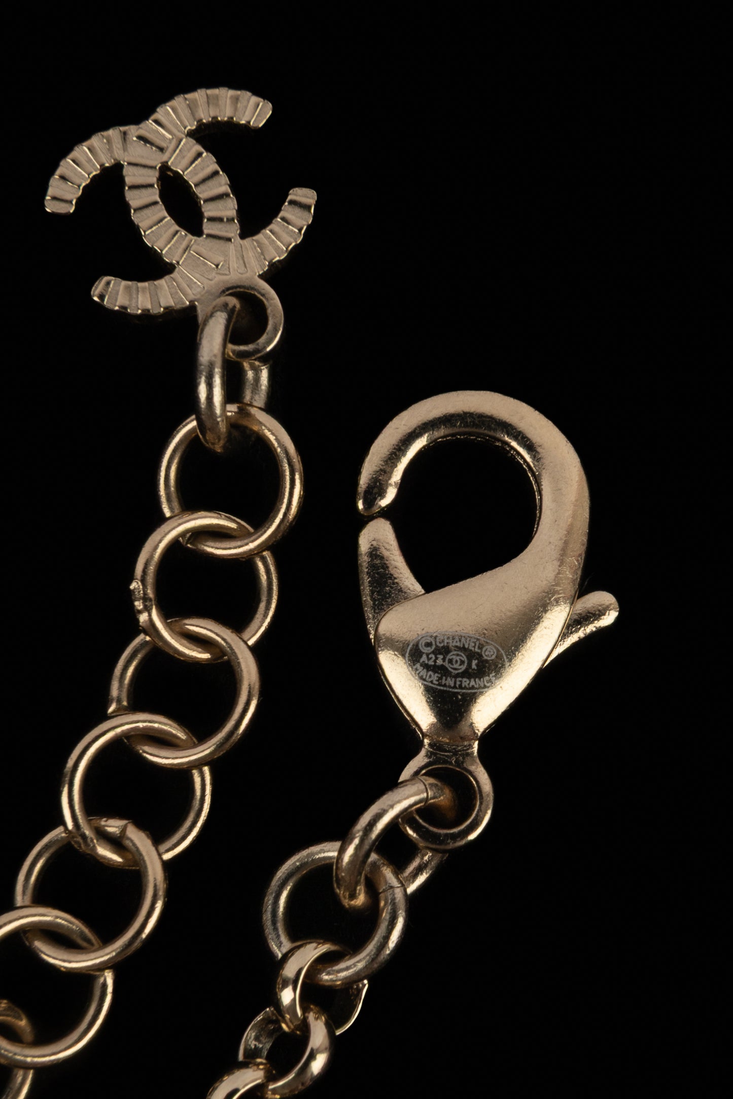 Collier cc Chanel Fall 2023