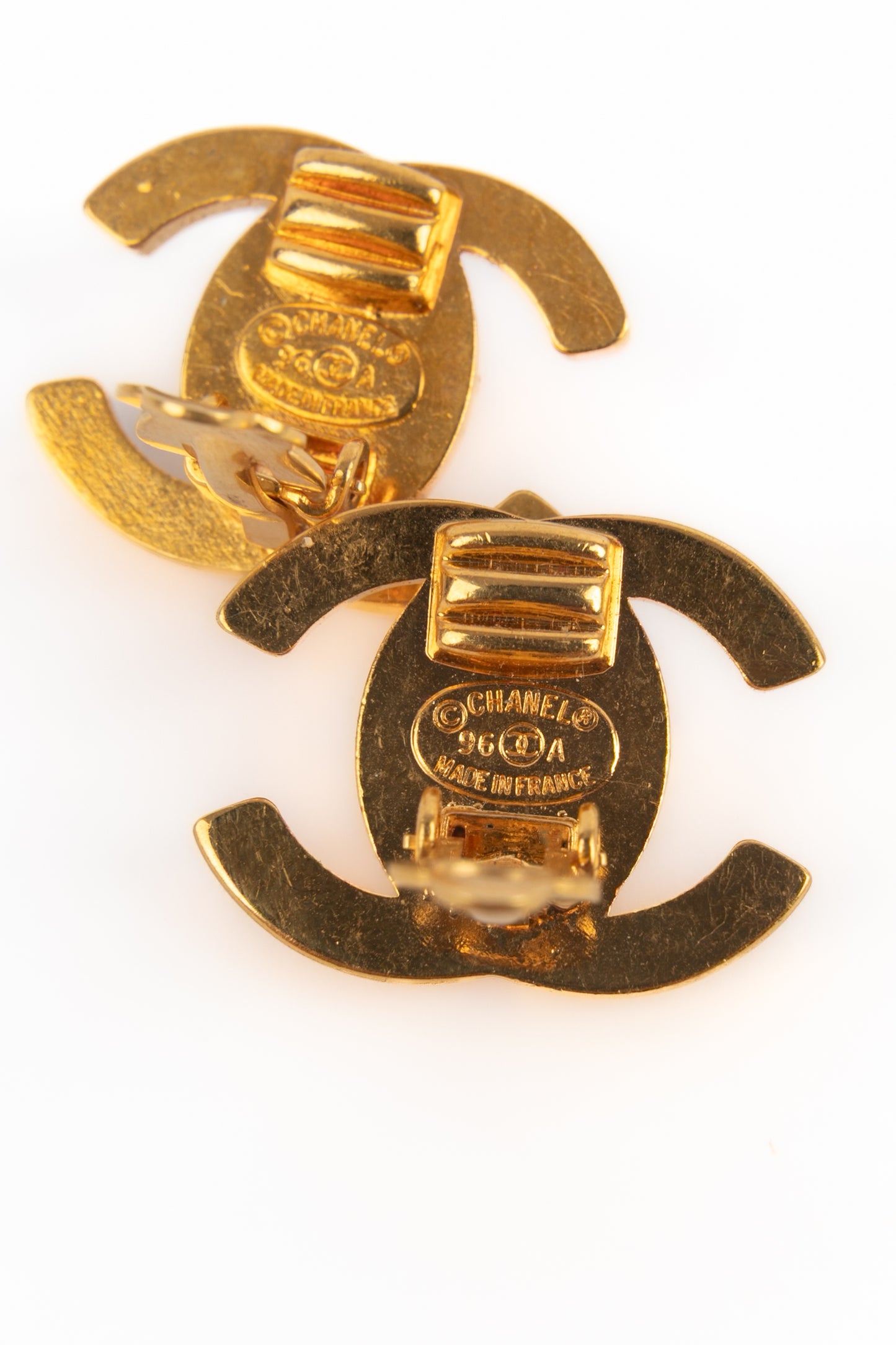 Boucles d'oreilles tourniquet Chanel Hiver 1996