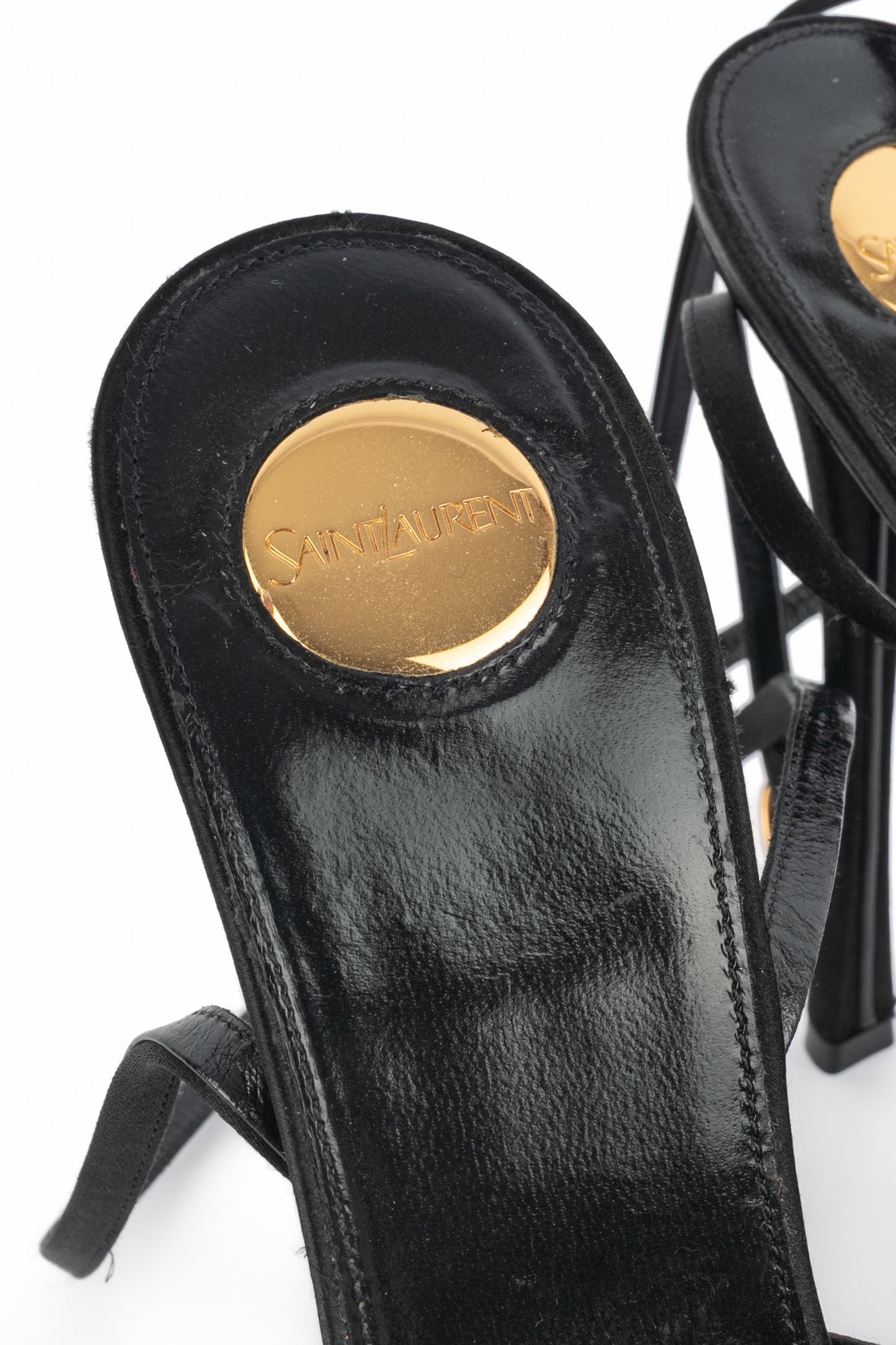 Escarpins en satin Saint Laurent