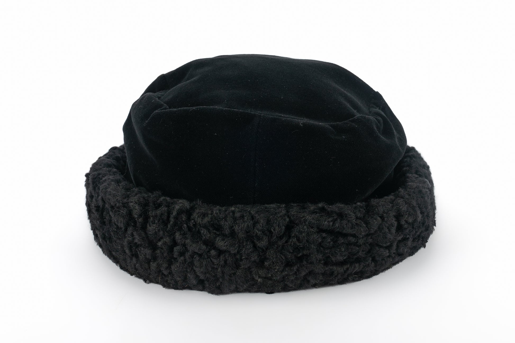 Chapeau toque en fourrure