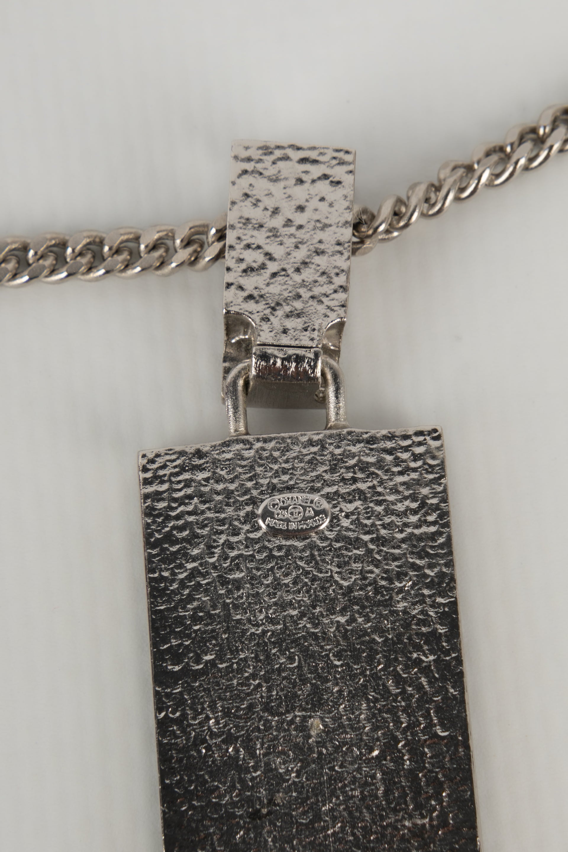 Collier argenté Chanel Automne 2003