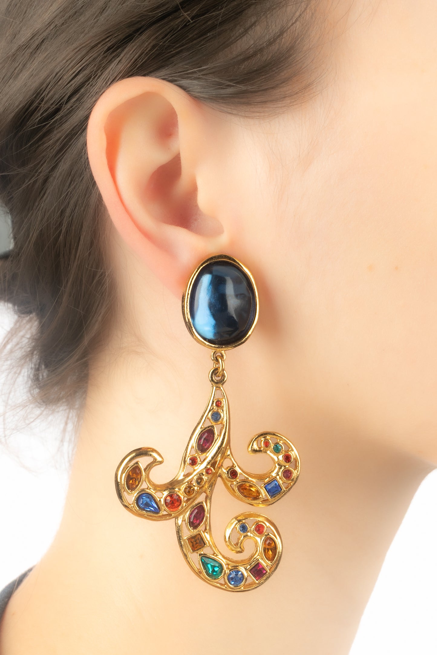 Boucles d'oreilles strass Yves Saint Laurent
