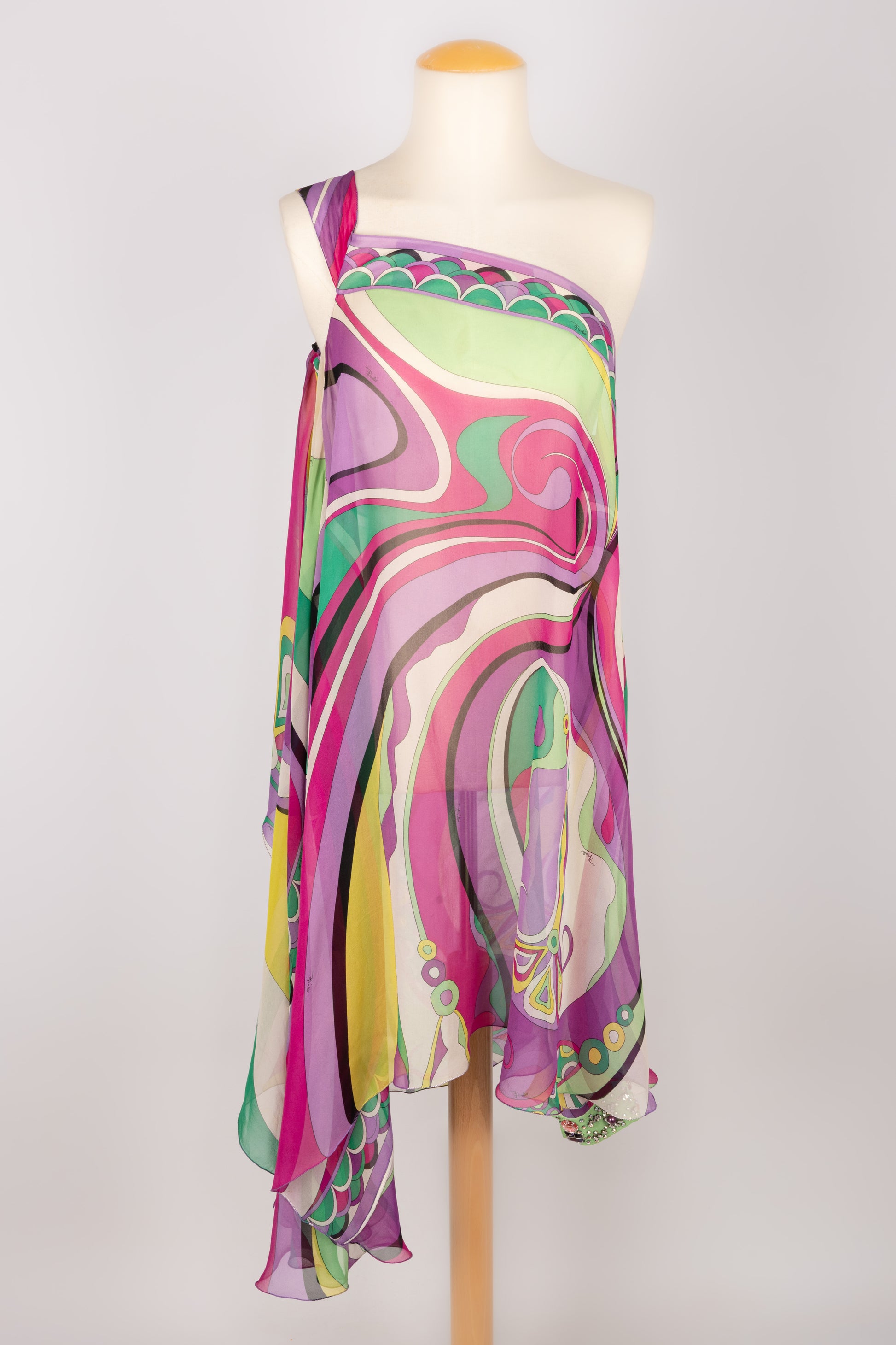 Robe Pucci