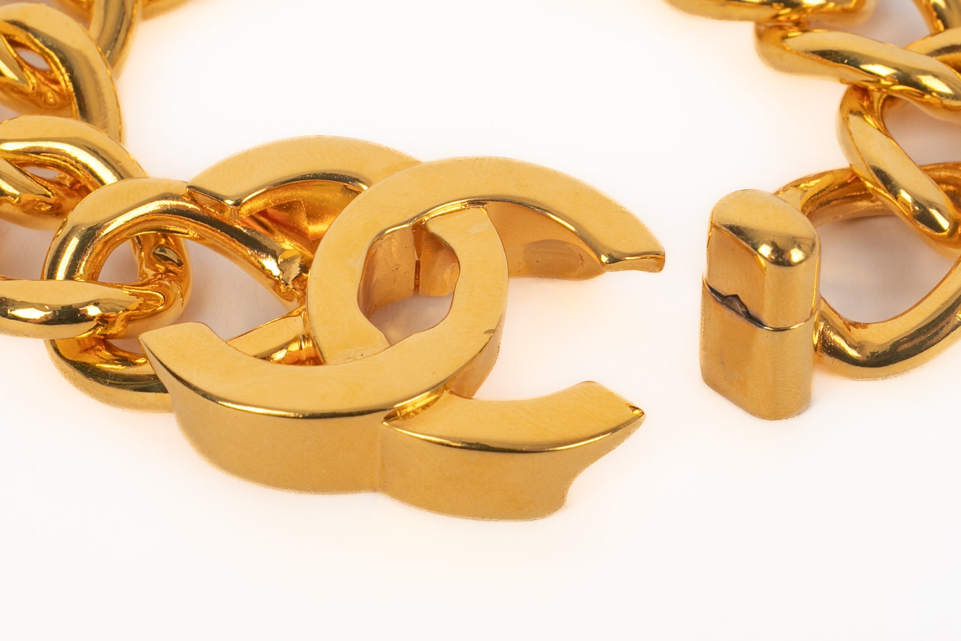 Bracelet Turnlock Chanel Hiver 1995