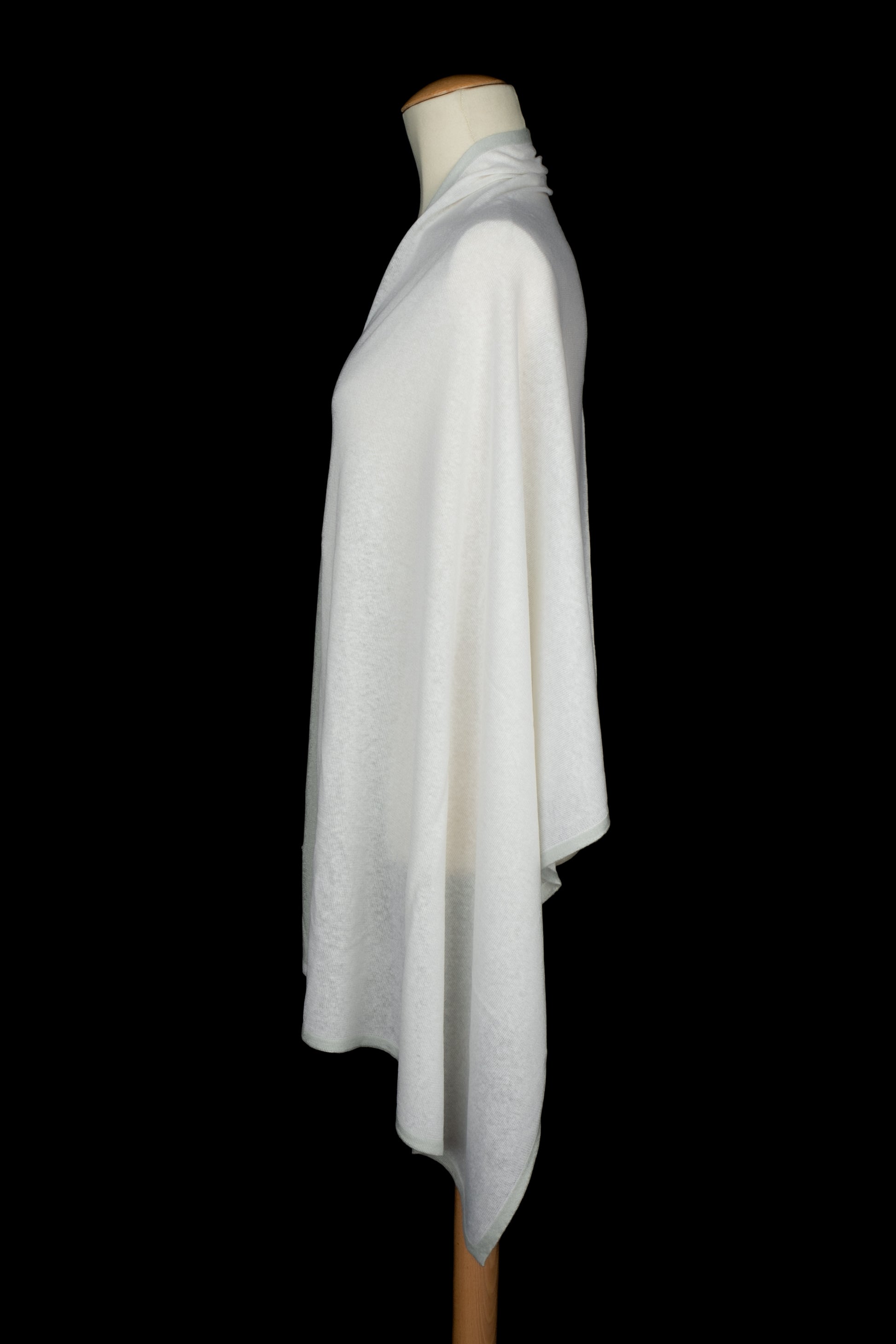 Écharpe bicolore Chanel