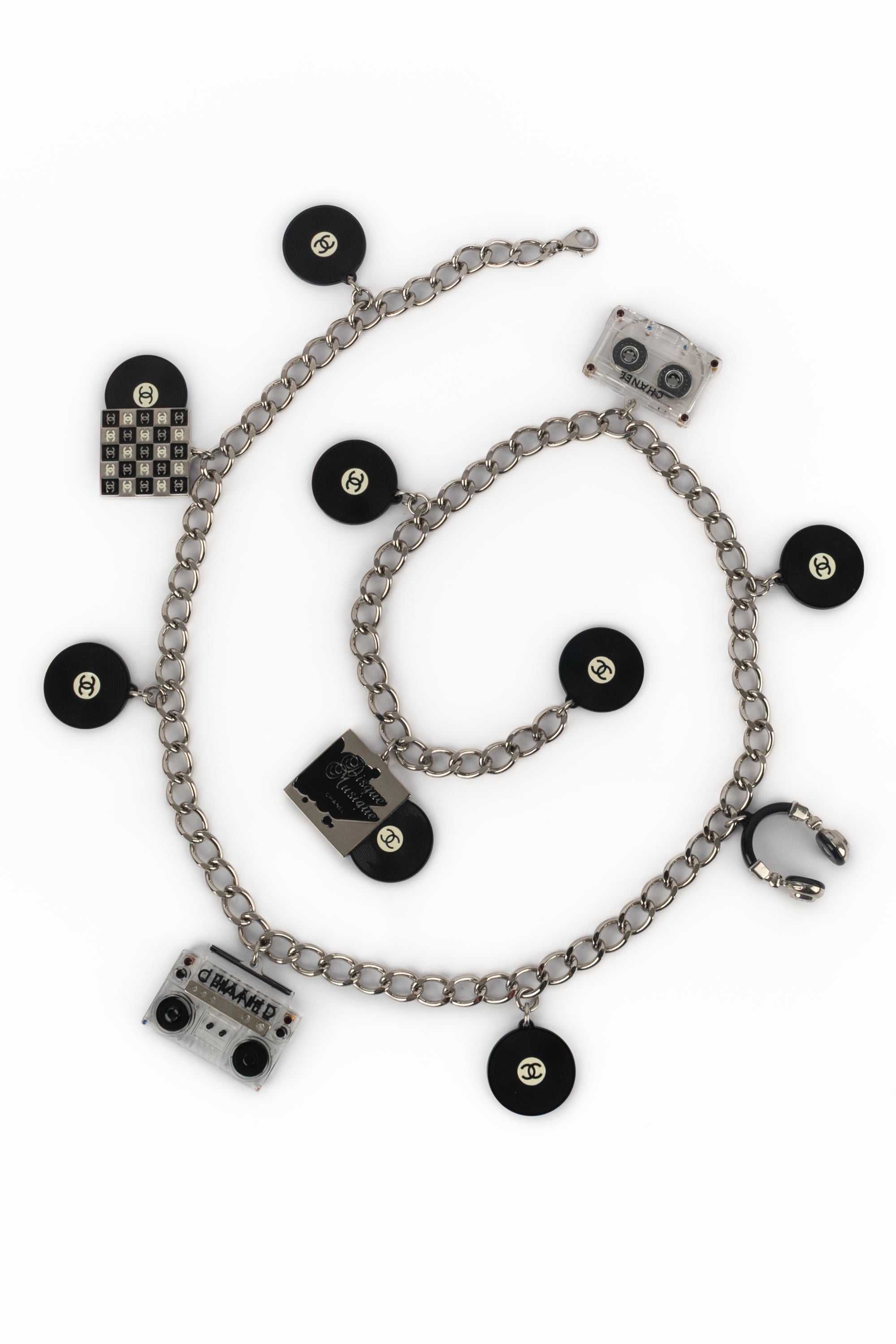 Chanel charm necklace Spring 2004 – Les Merveilles De Babellou