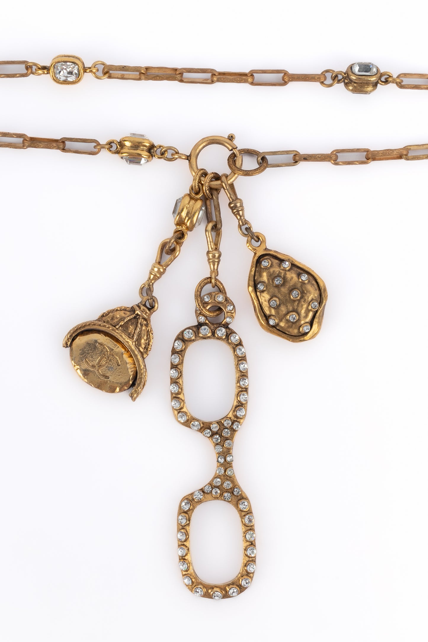 Collier breloques Chanel