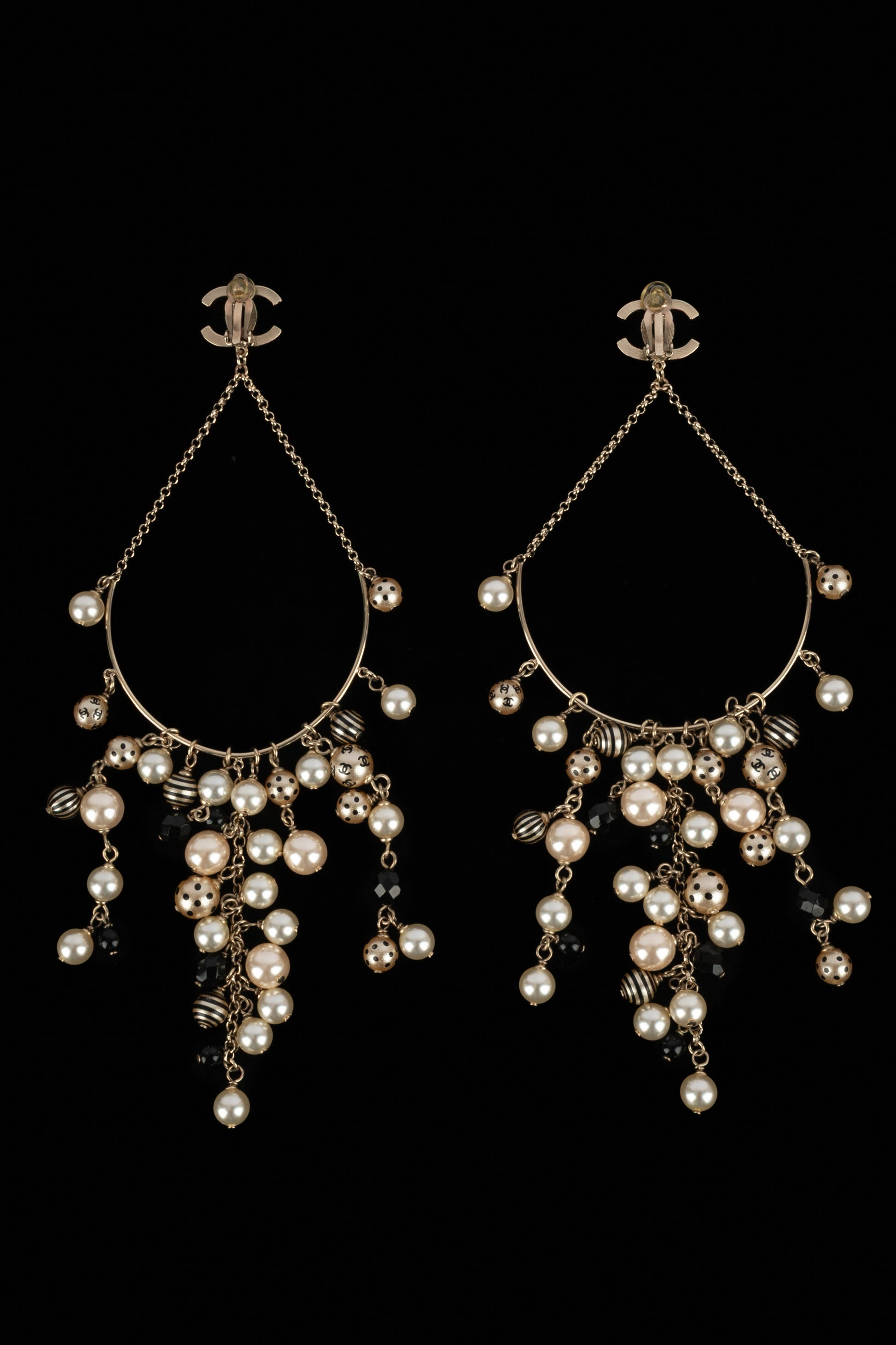 Imposantes boucles d'oreilles Chanel Croisière 2007