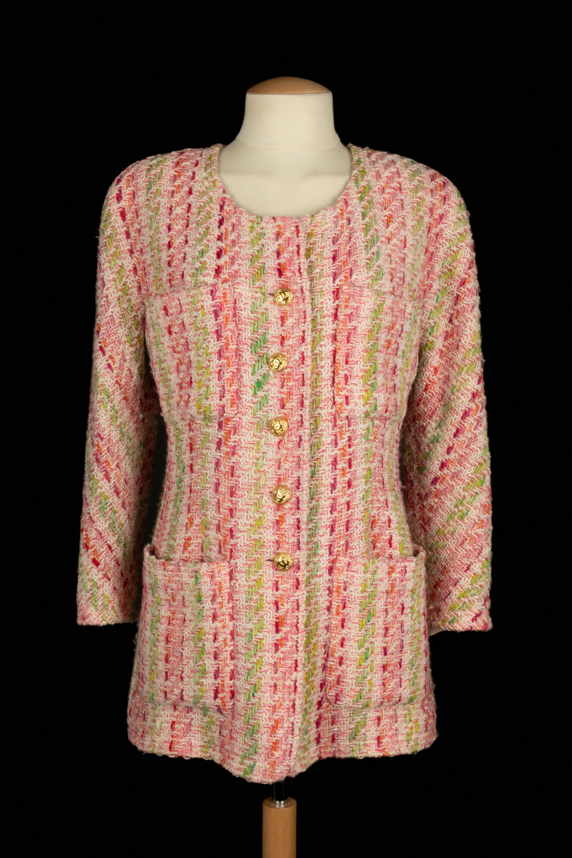 Veste en tweed rose Chanel