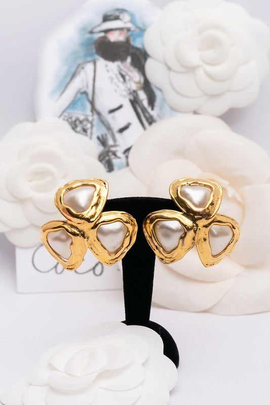 Boucles d'oreilles baroques Chanel