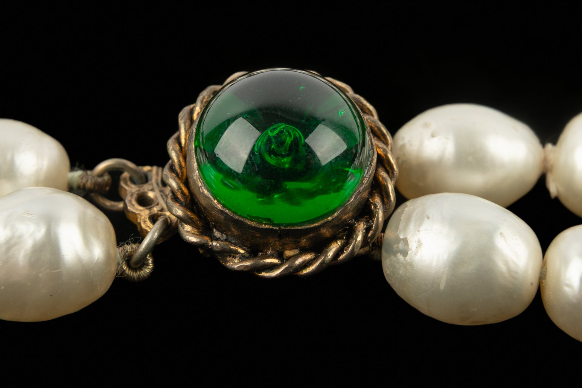 Collier de perles Chanel 1980's