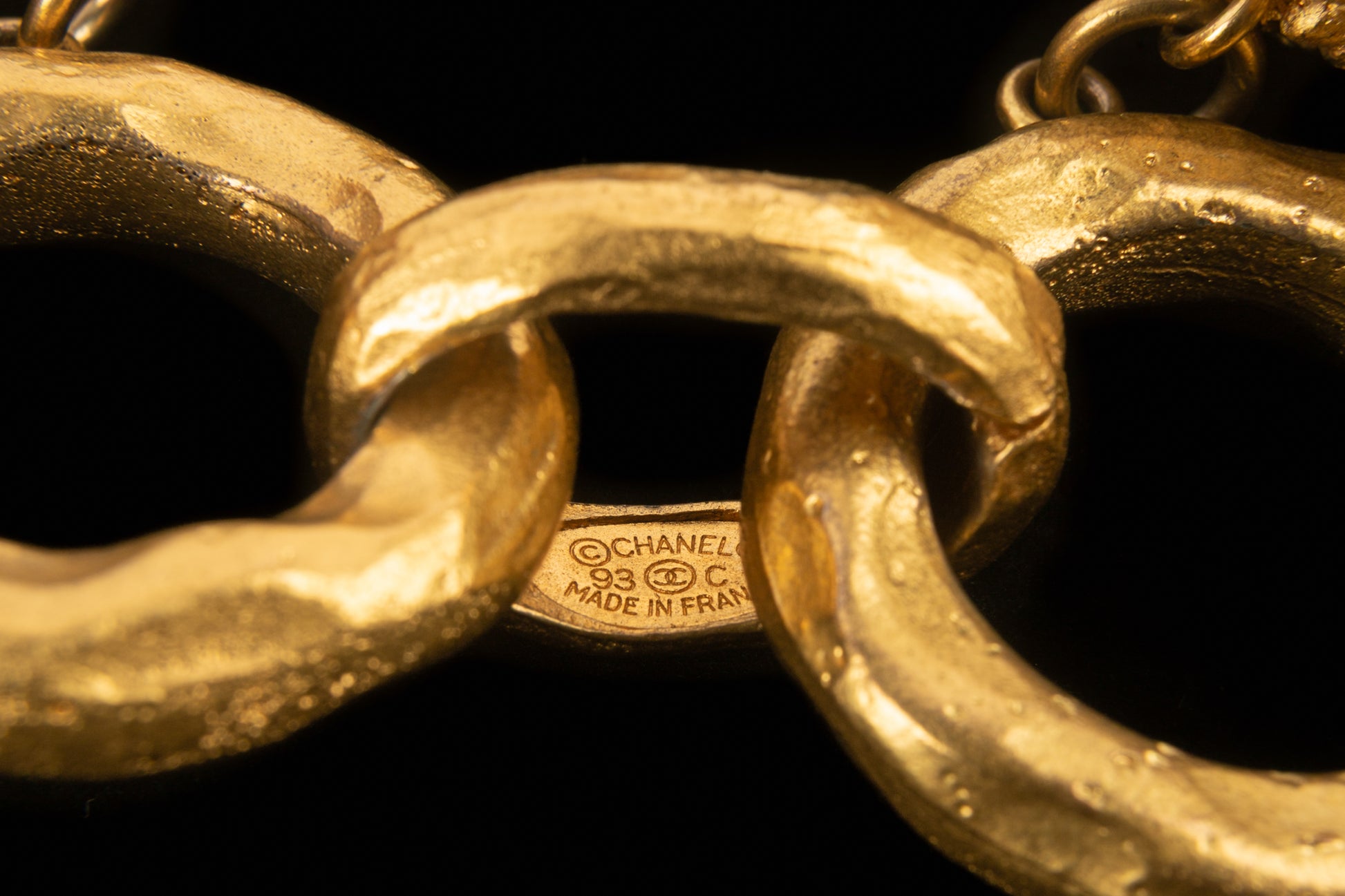 Bracelet breloques Chanel Croisière 1993