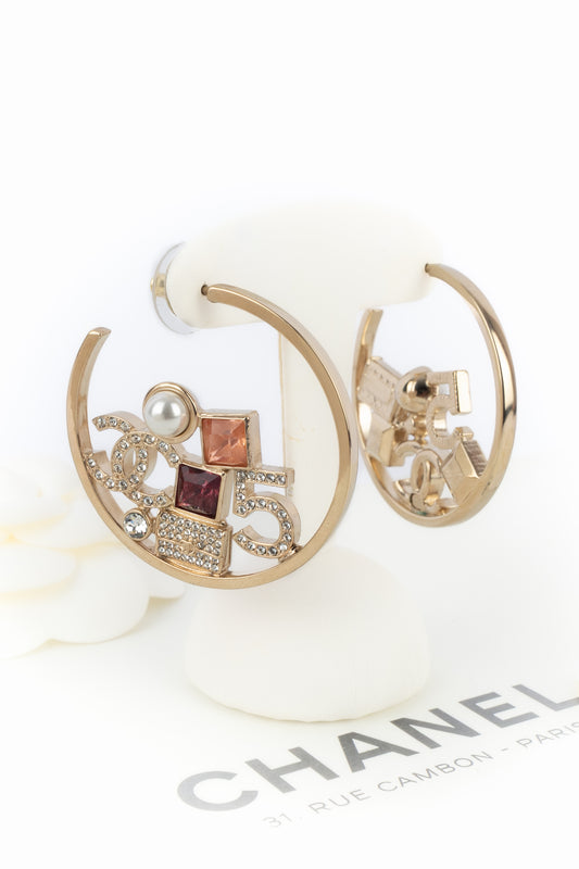 Boucles d'oreilles Chanel 2023