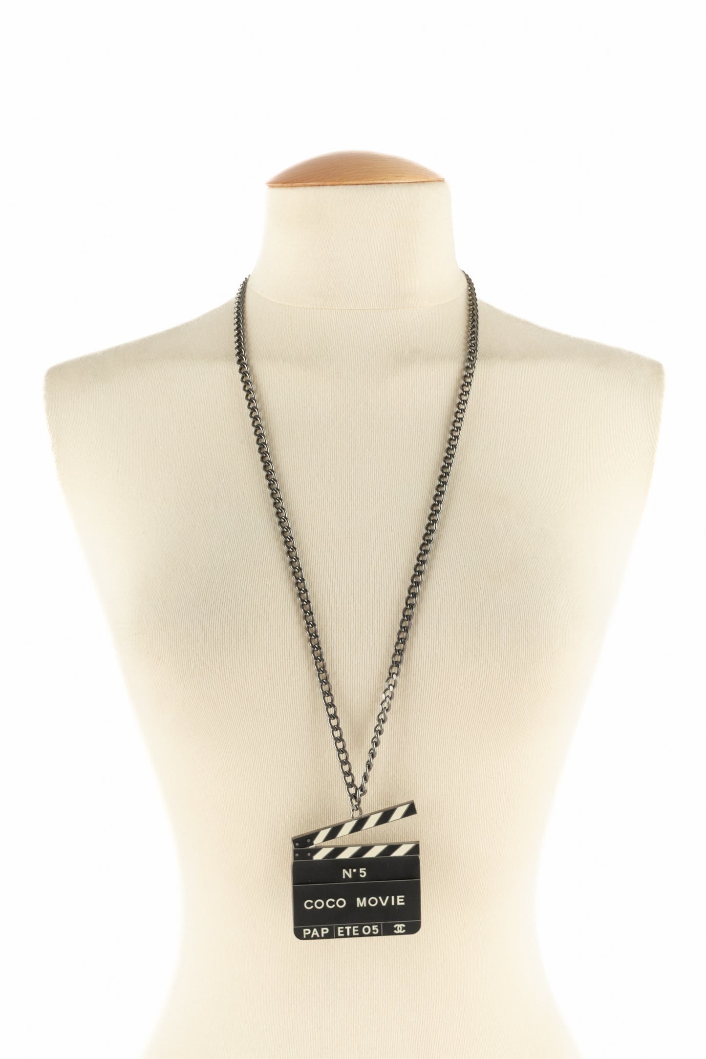 Collier "clap" Chanel 2005