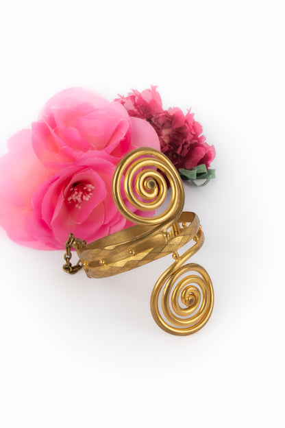 Bracelet de théâtre ancien