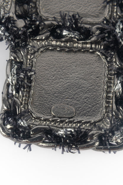 Broche croix Chanel 2013