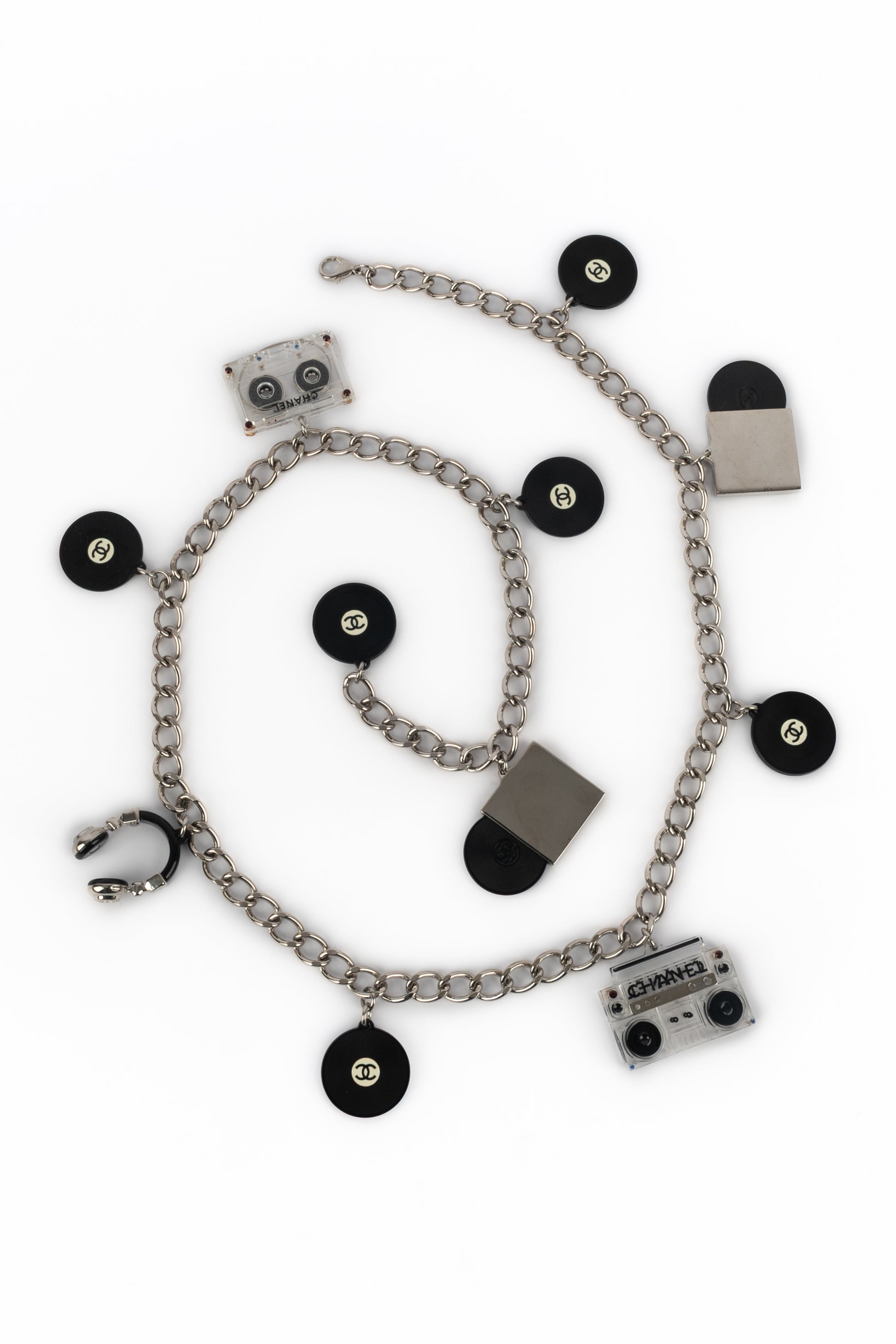 Collier breloques Chanel Printemps 2004