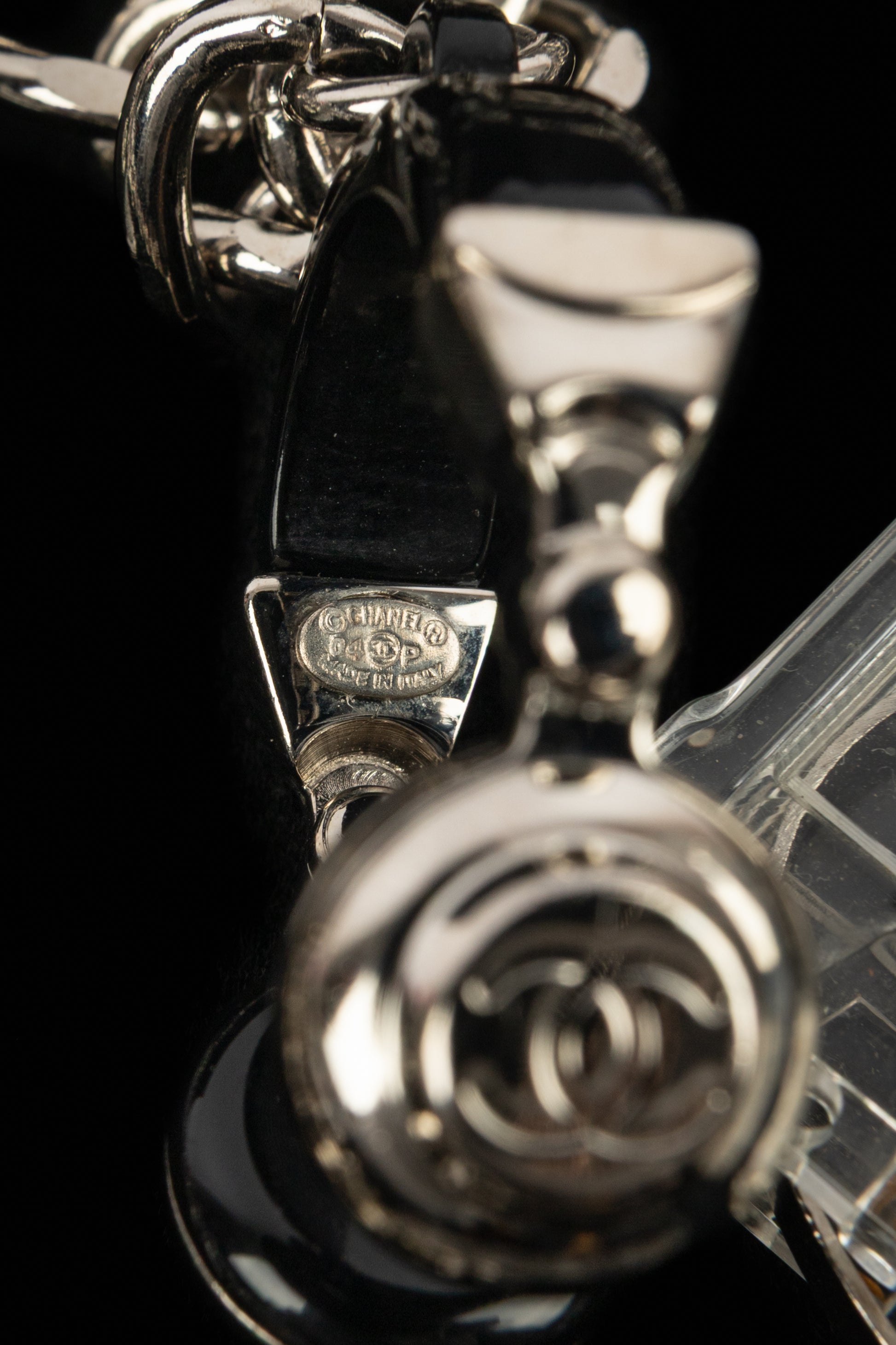 Collier breloques Chanel Printemps 2004