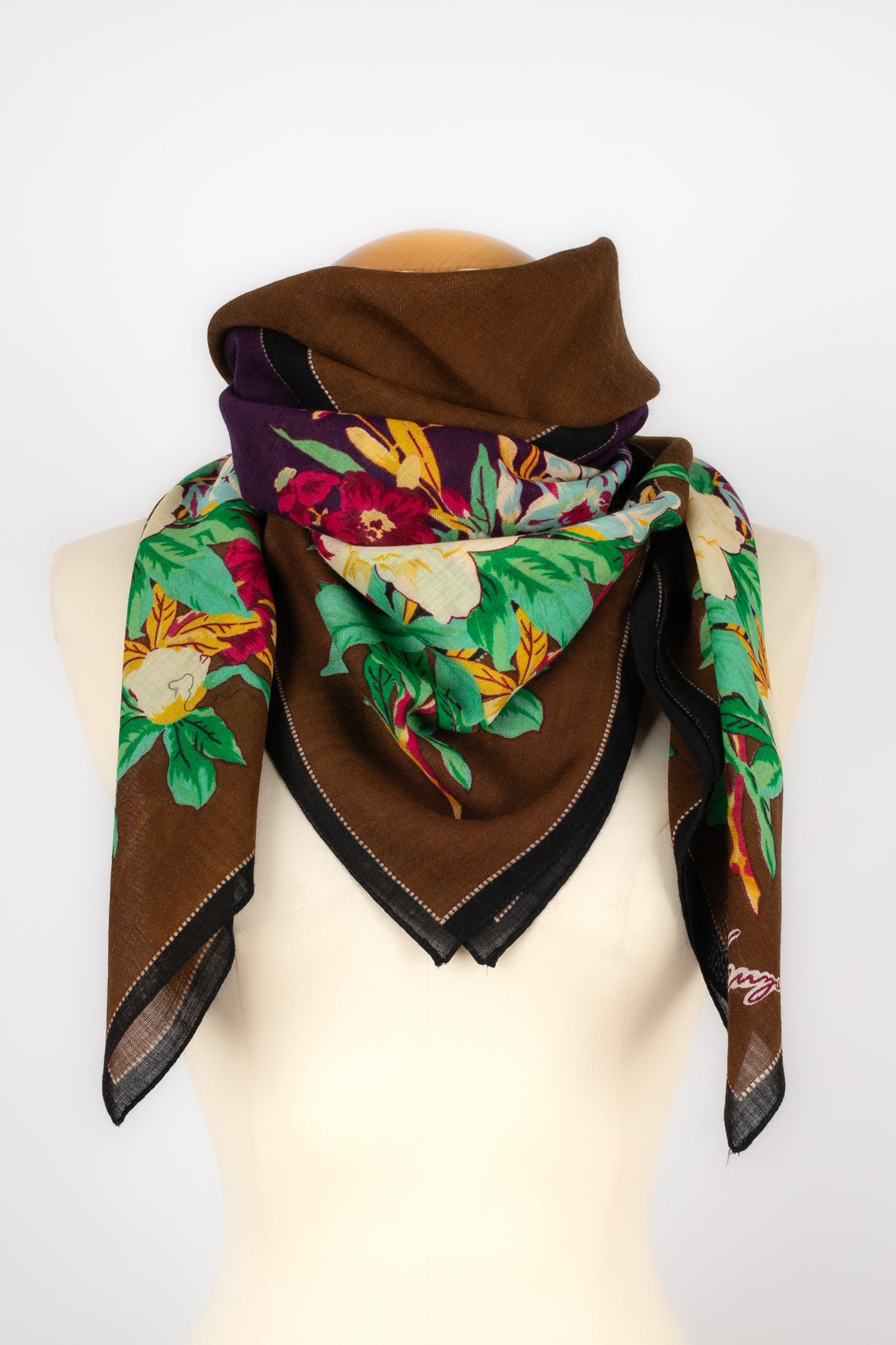 Foulard en laine Kenzo