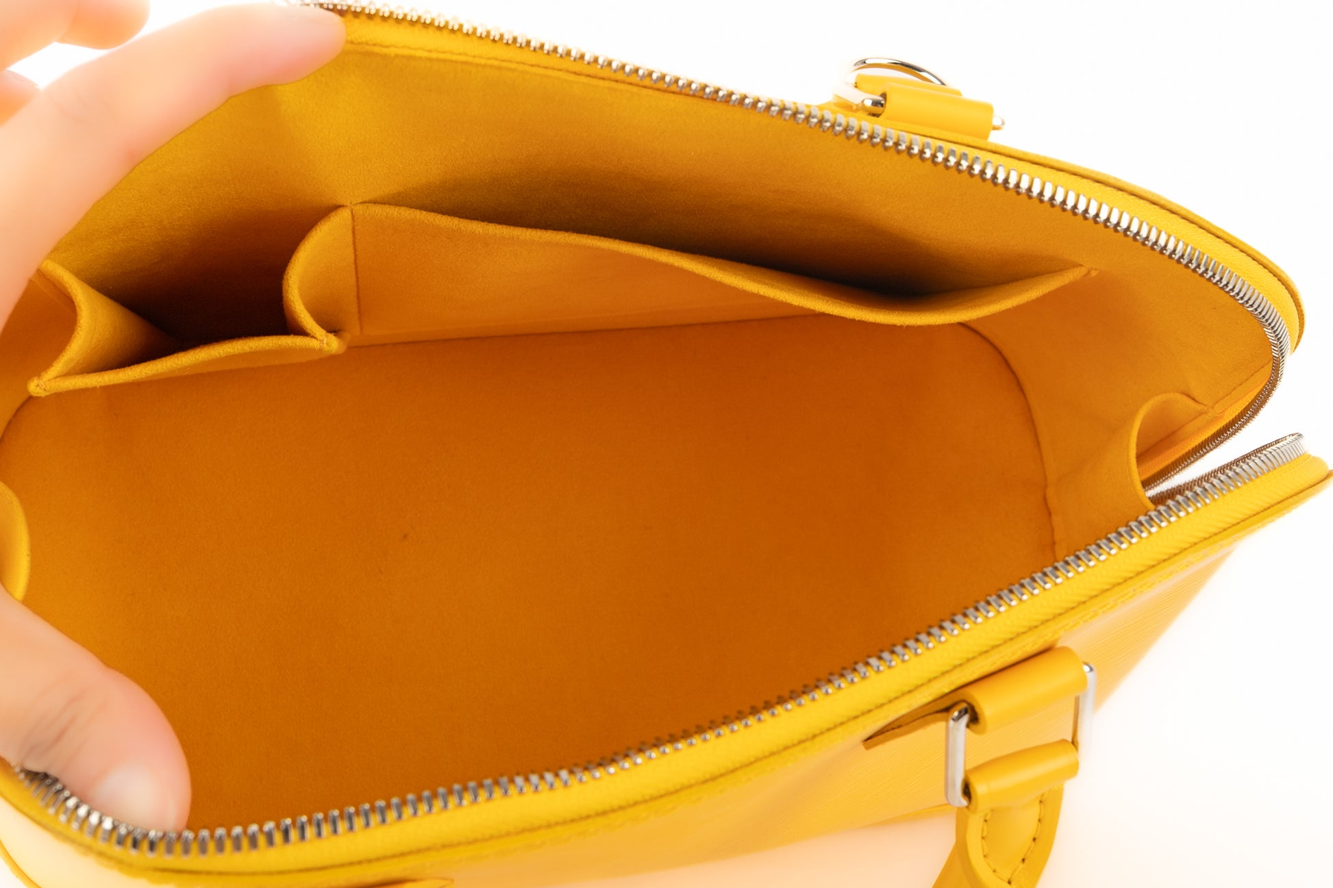 Sac "Alma" Louis Vuitton 2011