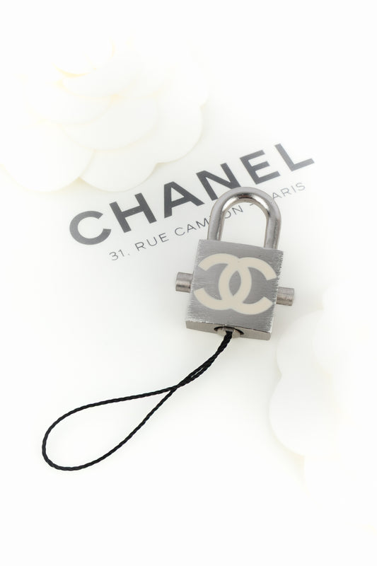 Accessoire bijou Chanel Eté 2004