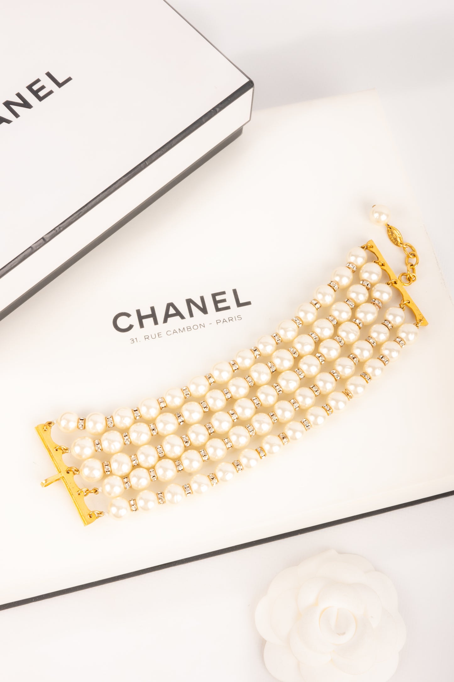 Bracelet de perles Chanel