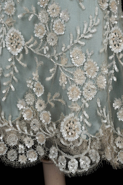 Robe en dentelle Valentino. 