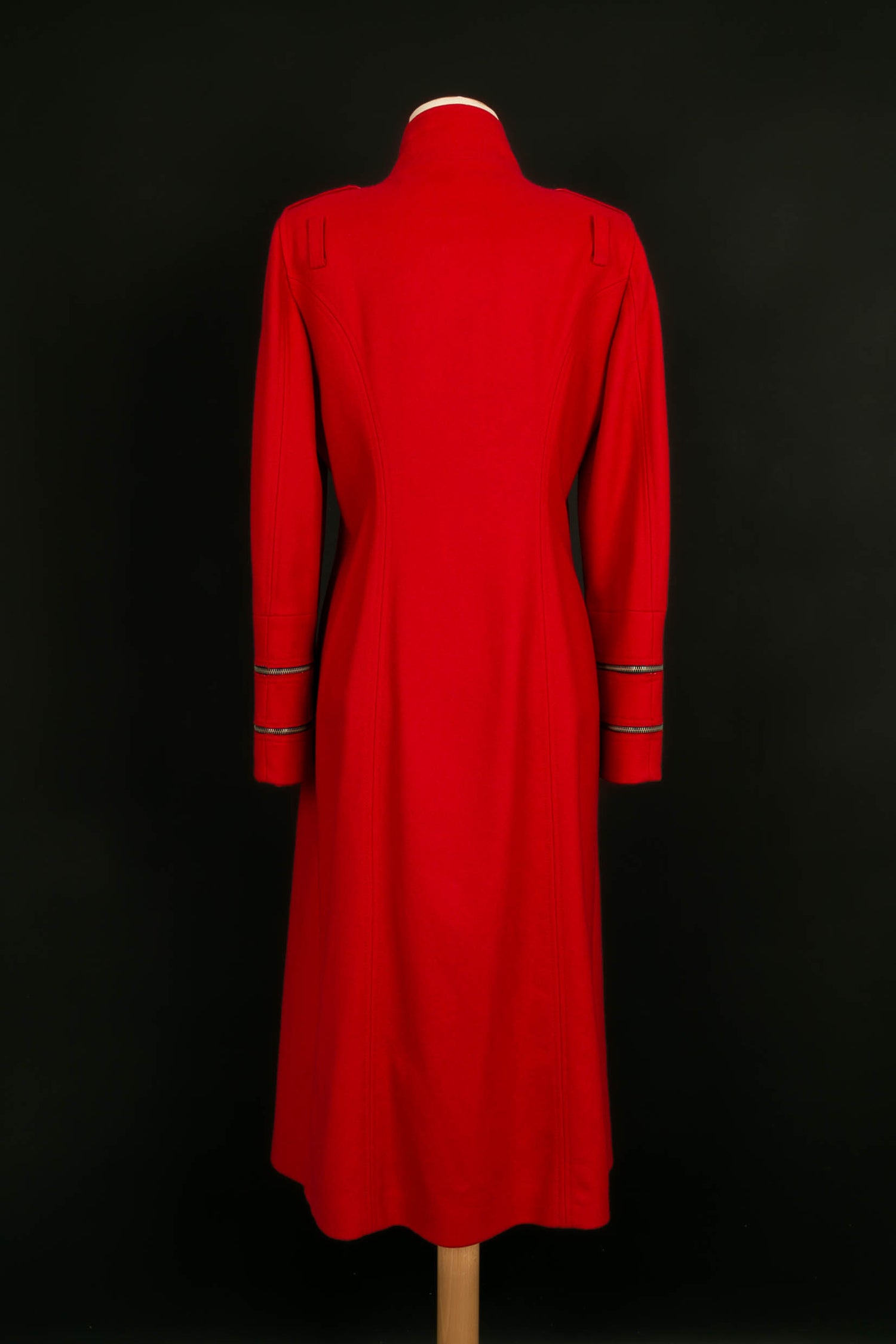 Manteau rouge JC de Castelbajac