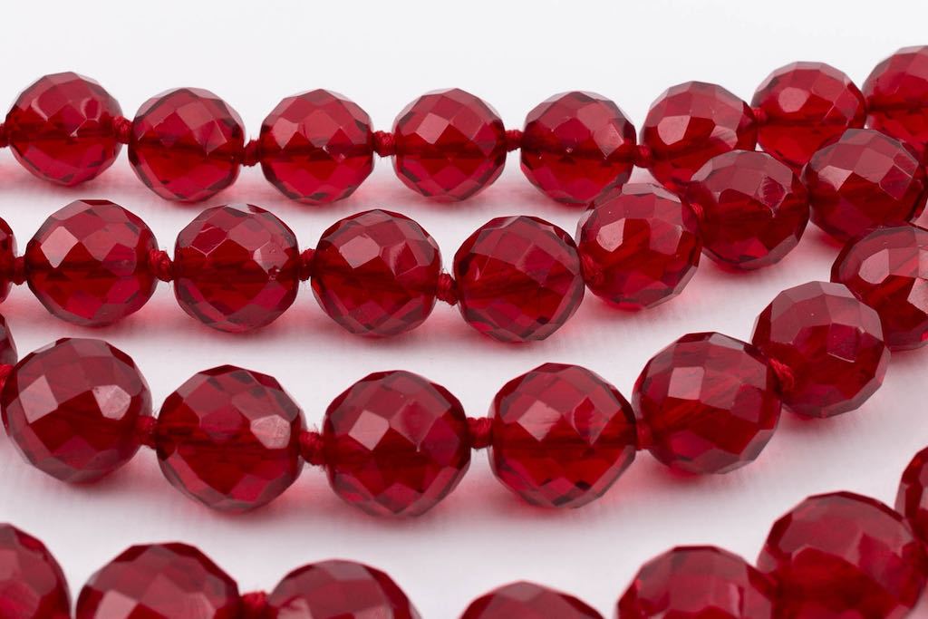 Collier Avec Perles Rouges Collier de perles rouges Chanel 1990s – Les Merveilles De Babellou