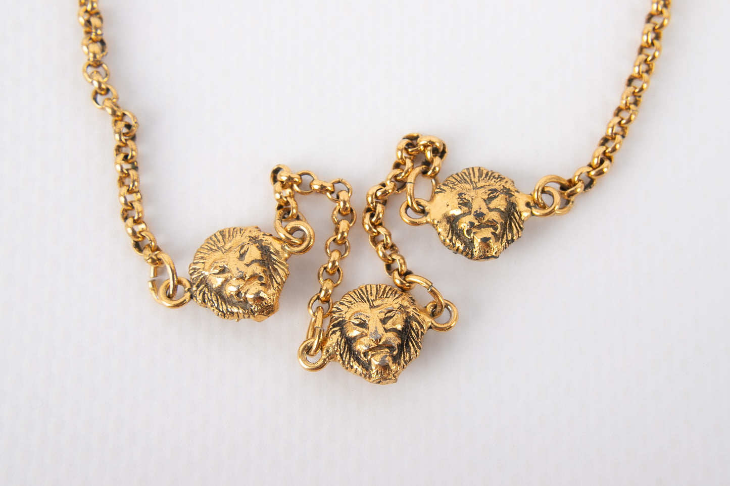 Collier lion Chanel