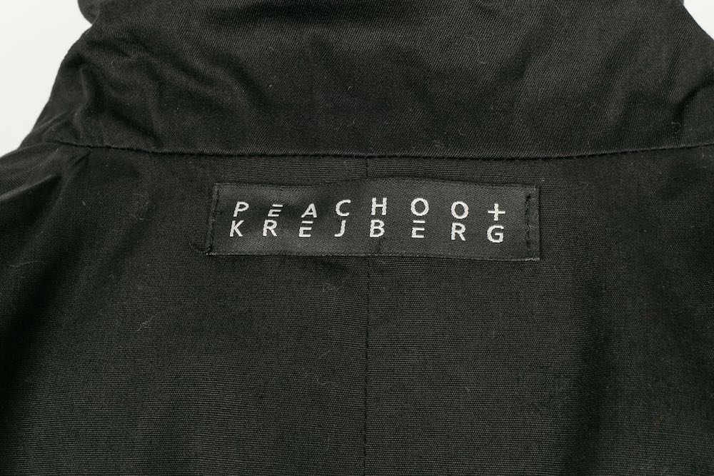Haut noir Peachoo + Krejberg