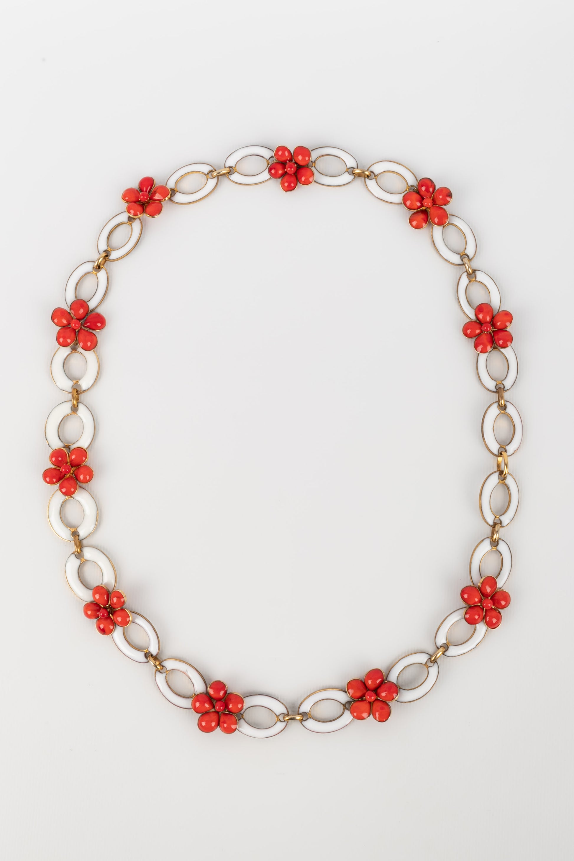 Antigua Collection collier perles pâte de verre rouge et métal doré Antigua Collection collier perles pâte de verre rouge et métal doré